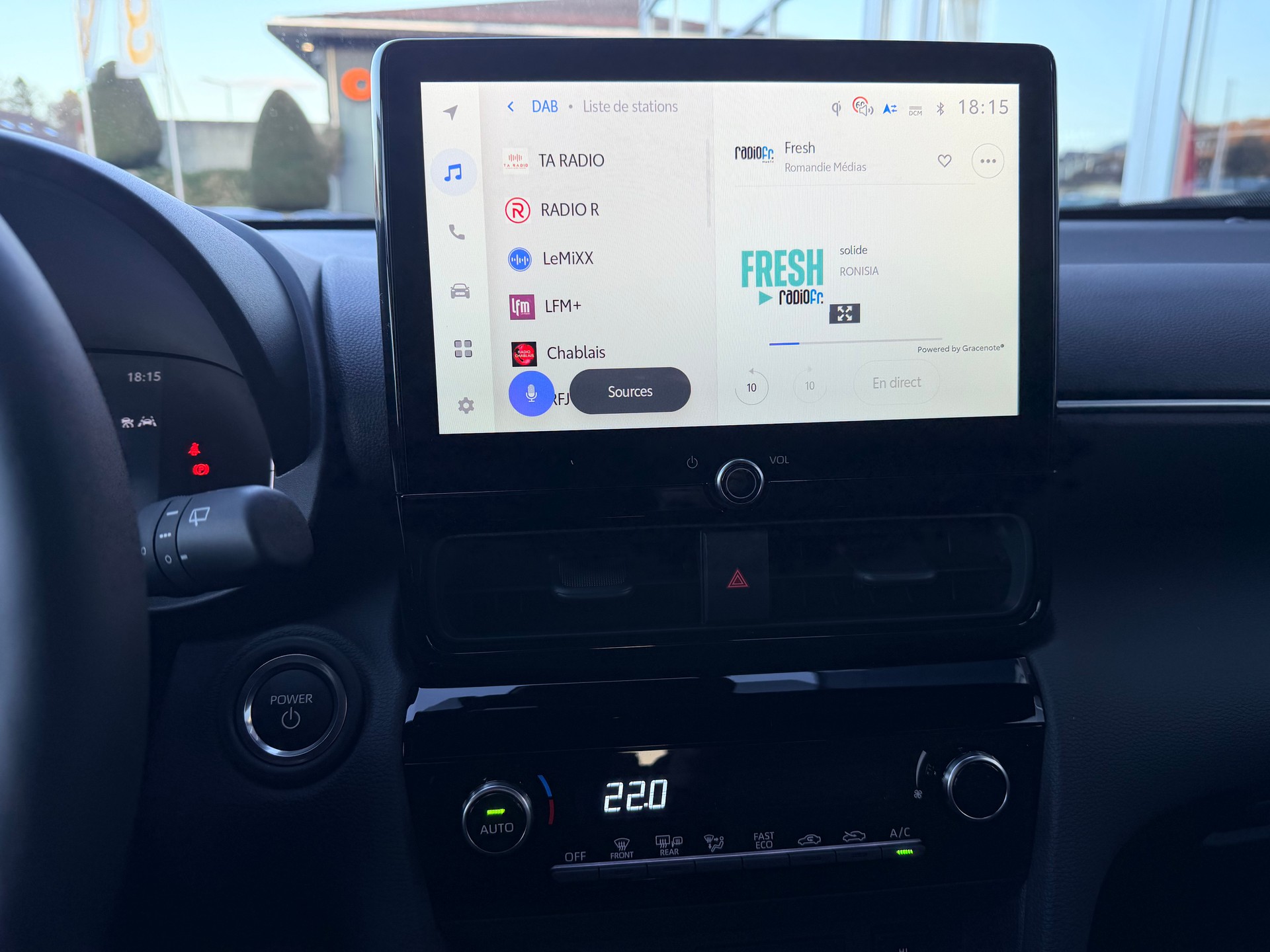 TOYOTA Yaris Cross 1.5 Trend e-CVT-image-19