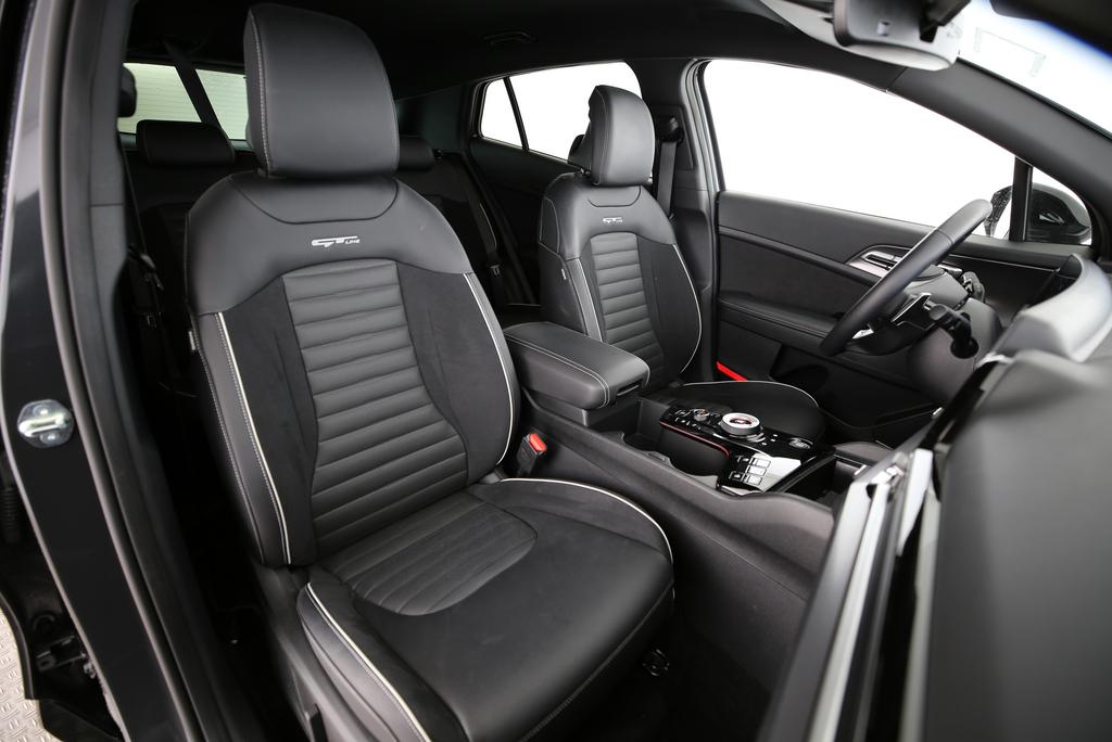 KIA Sportage 1.6 T-GDi PHEV GT-Line-image-10