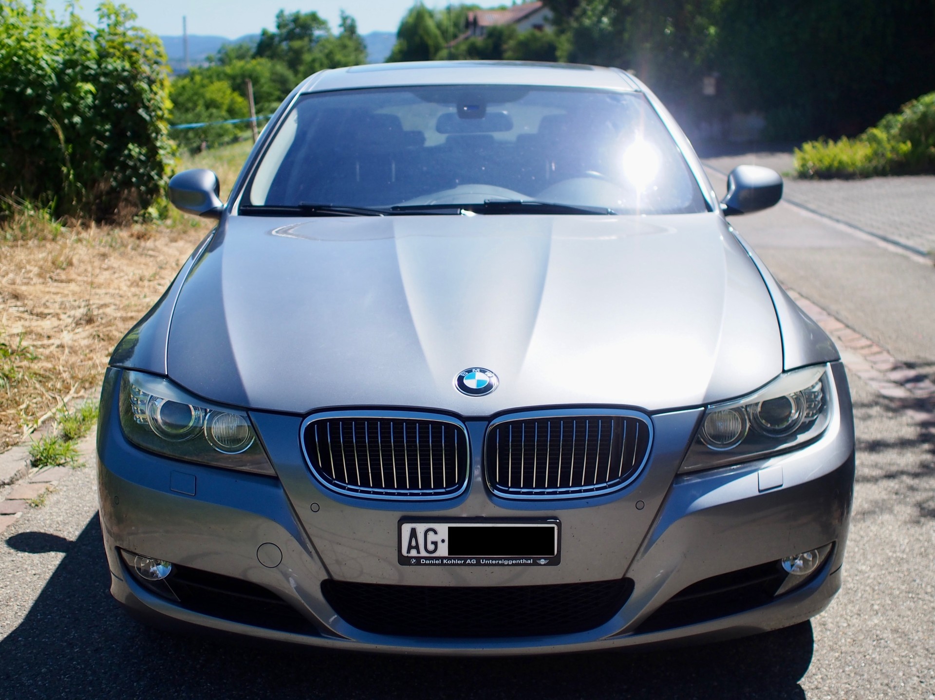 BMW 325i xDrive-image-1