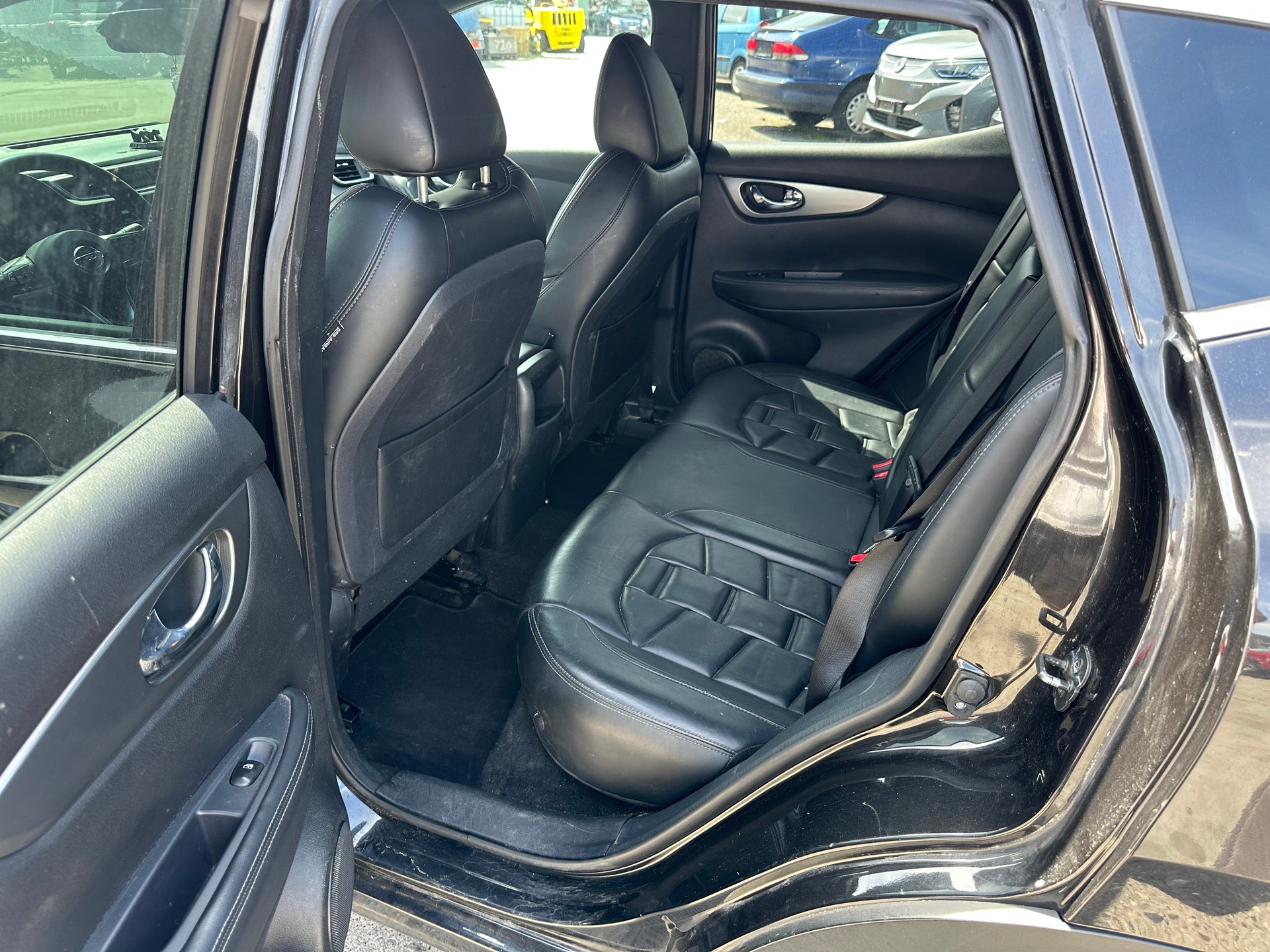 NISSAN Qashqai 1.6 dCi tekna+ ALL-MODE 4x4-image-11