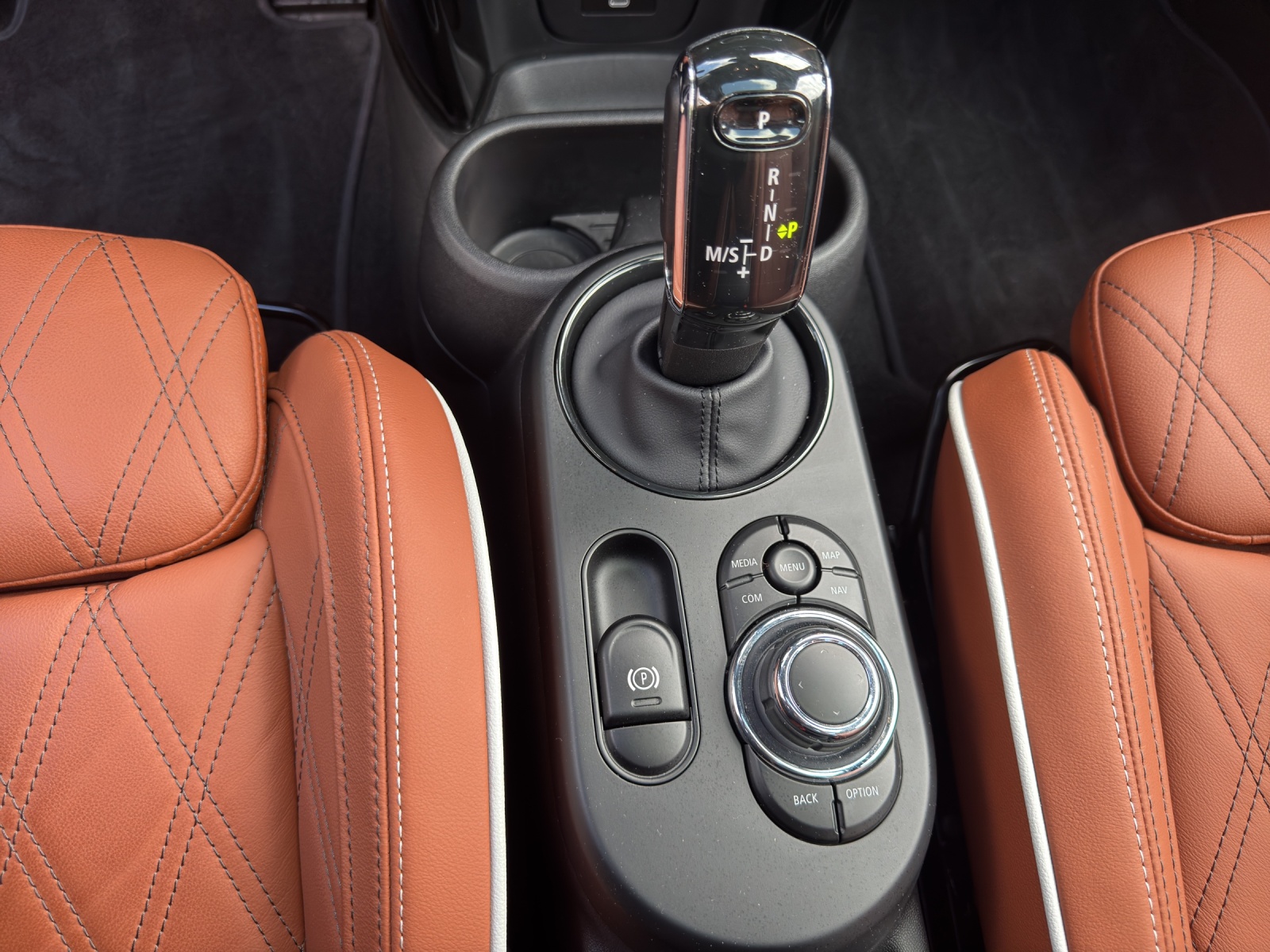 MINI F56 2.0i John Cooper Works JOHN COOPER WORKS TRIM-image-14