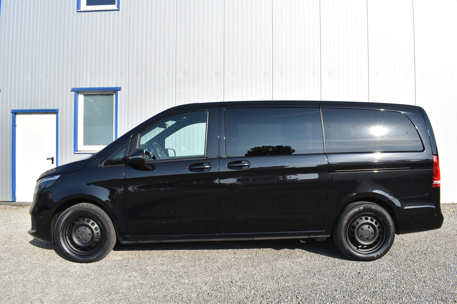 MERCEDES-BENZ V 300 d lang 4Matic 9G-Tronic-image-4