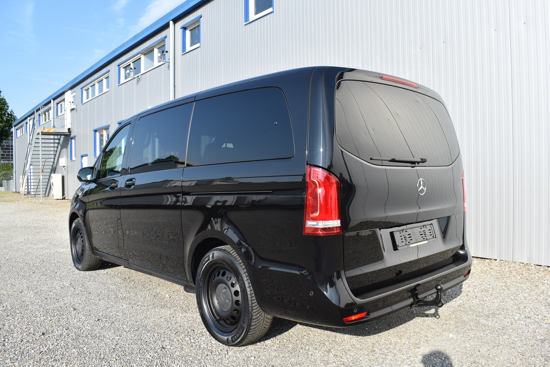 MERCEDES-BENZ V 300 d lang 4Matic 9G-Tronic-image-1