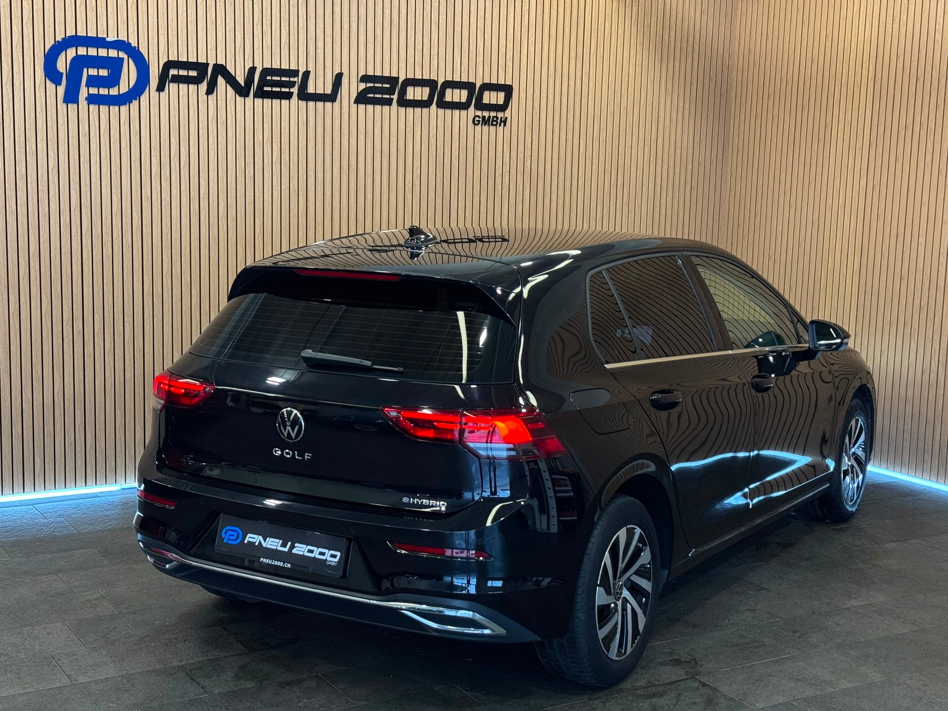 VW Golf 1.4 TSI PHEV Style-showroom-element-3