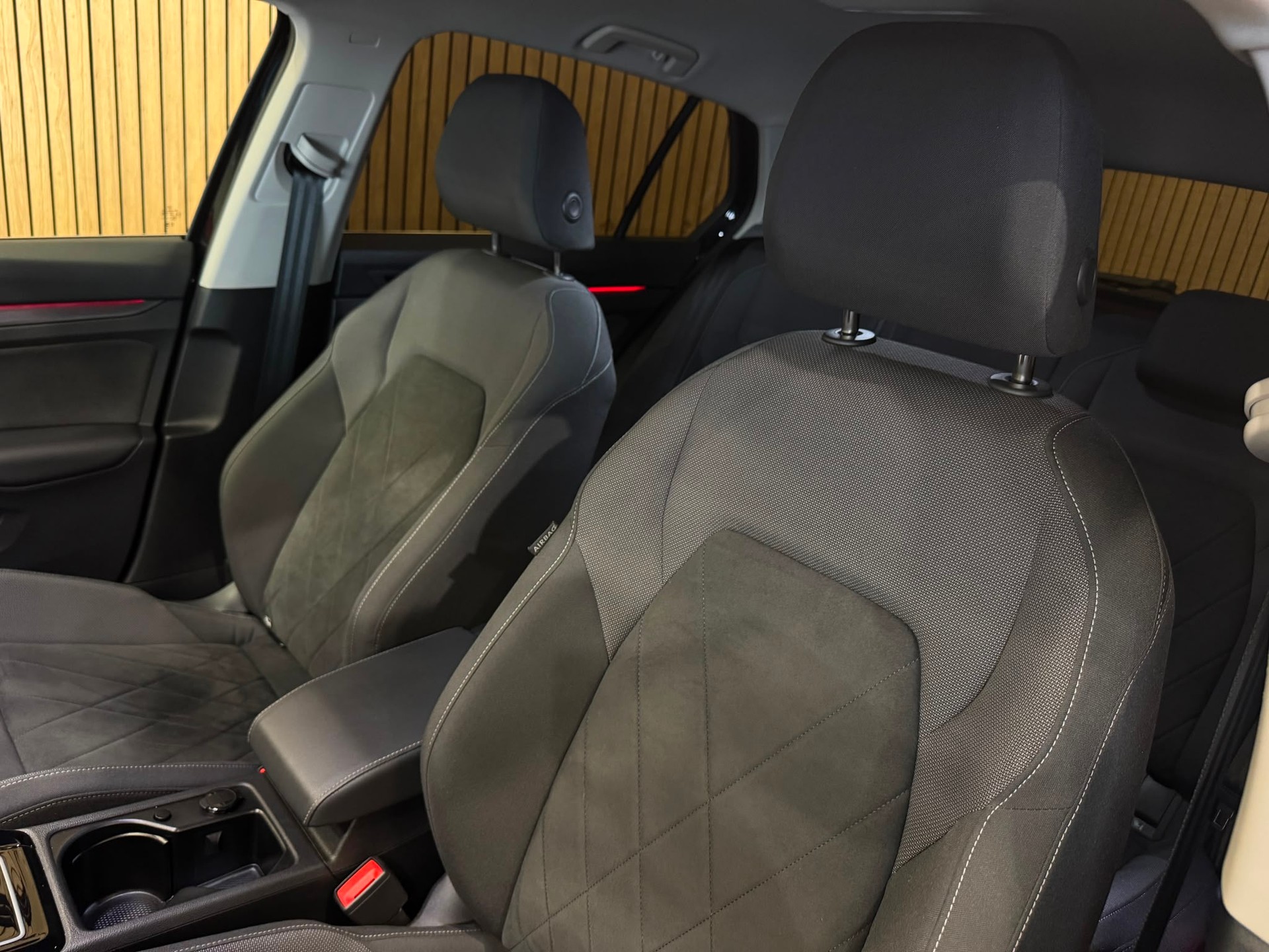 VW Golf 1.4 TSI PHEV Style-image-20