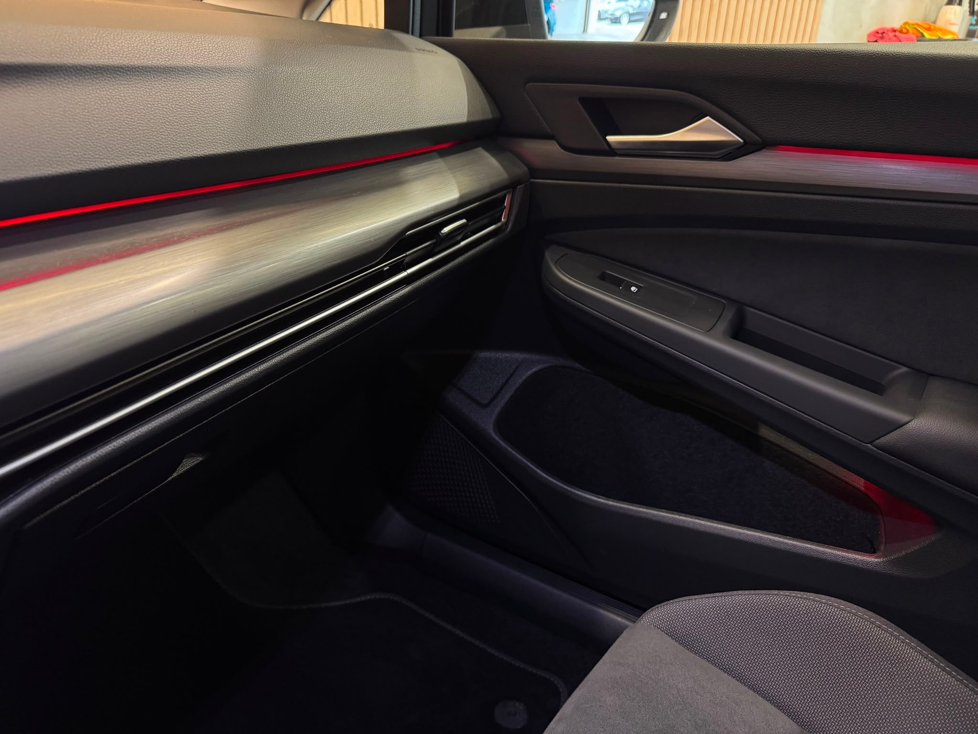 VW Golf 1.4 TSI PHEV Style-image-9