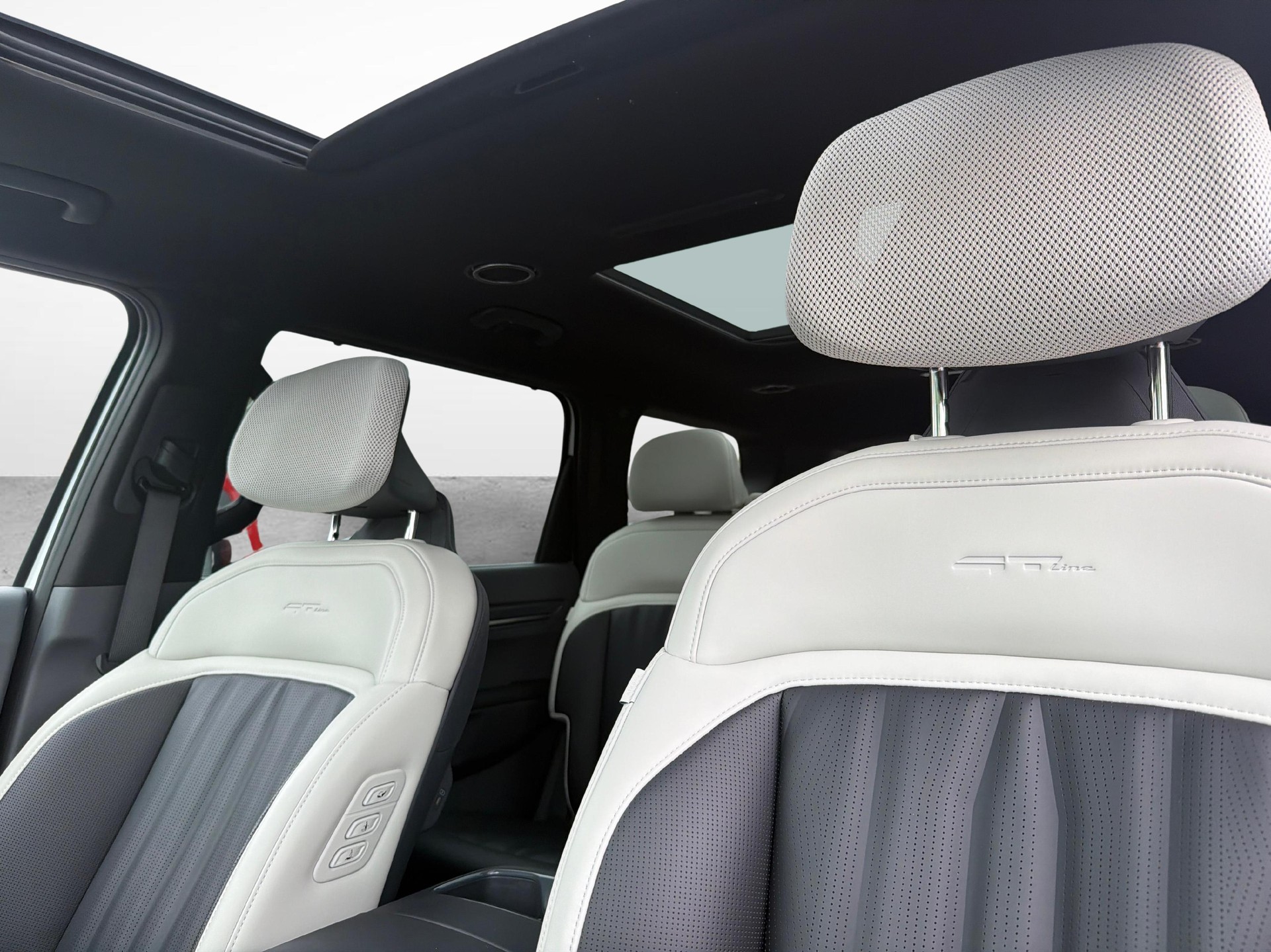 KIA EV9 99.8 kWh GT-Line 4x4 Swivelling 6P-image-2