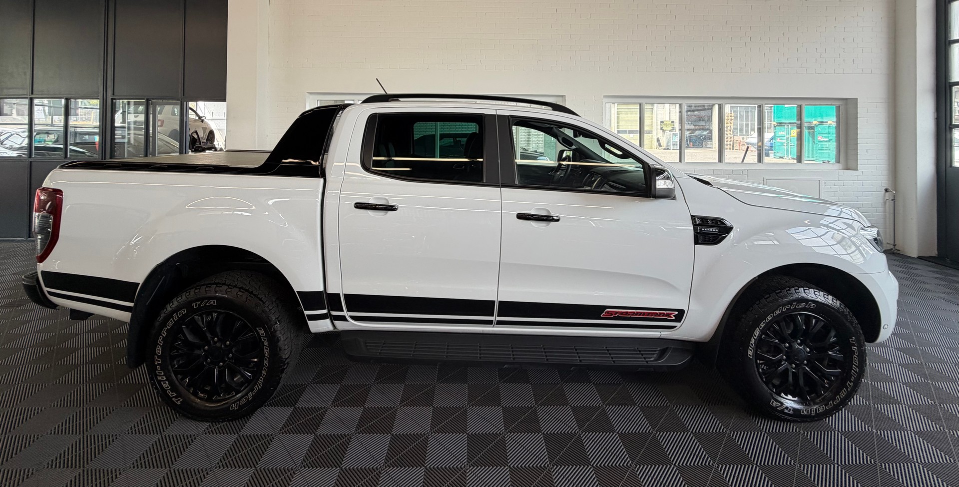 FORD Ranger Stormtrak 2.0 Eco Blue 4x4 A-image-1