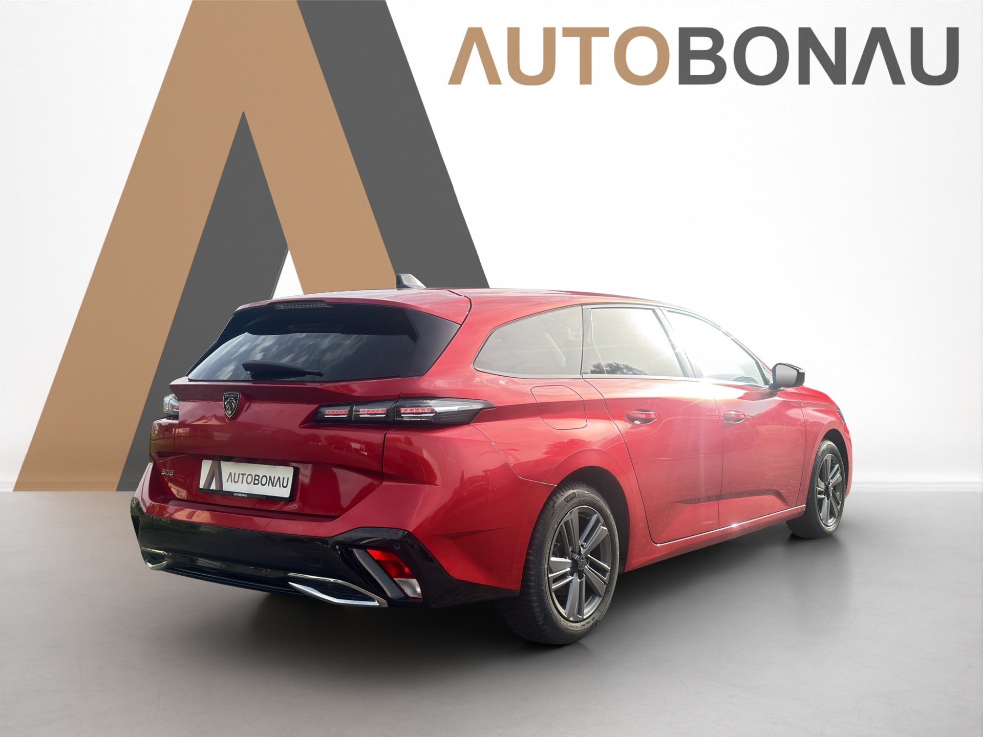 PEUGEOT 308 SW 1.2 PureTech Allure-image-53