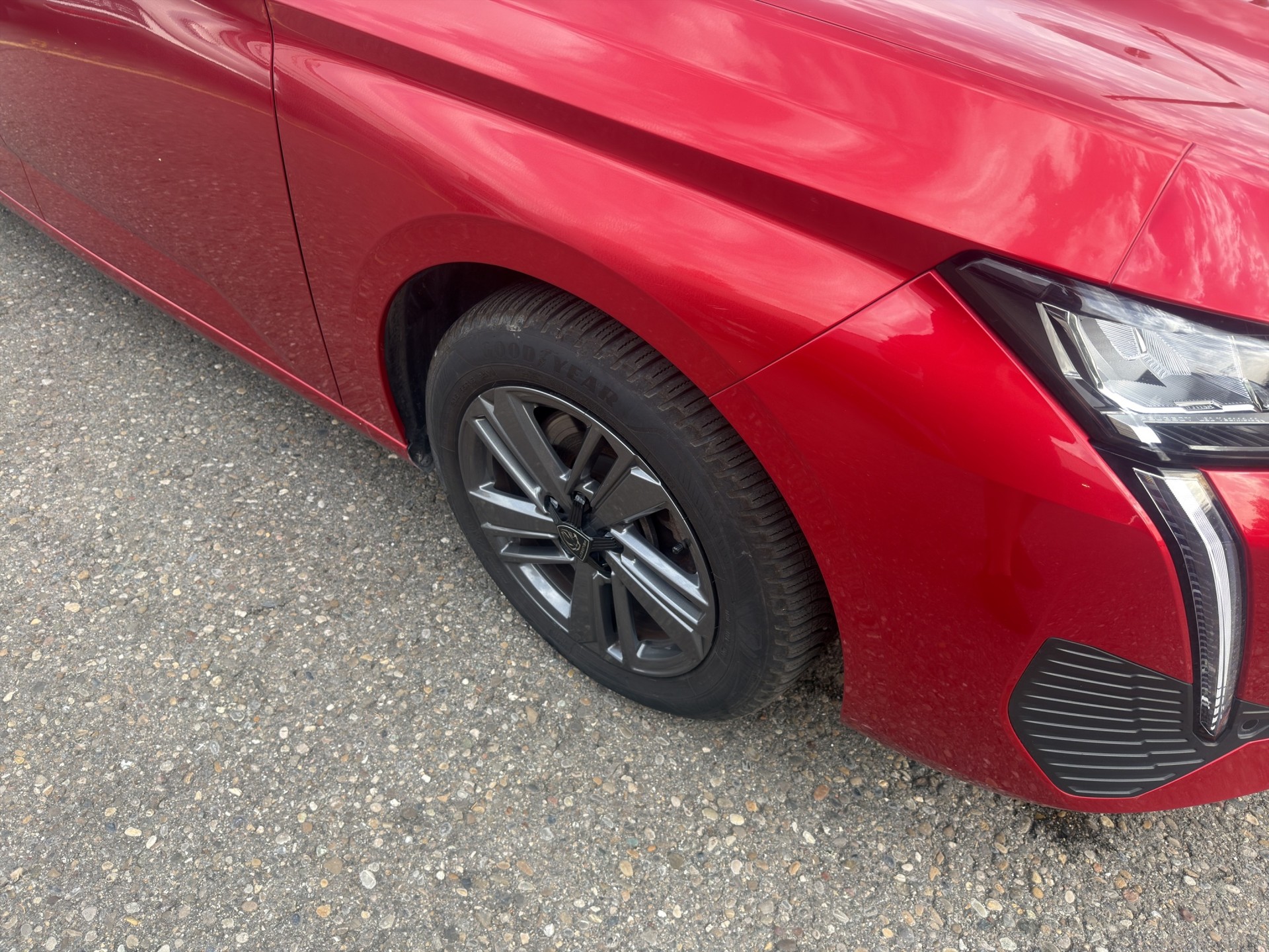 PEUGEOT 308 SW 1.2 PureTech Allure-image-33