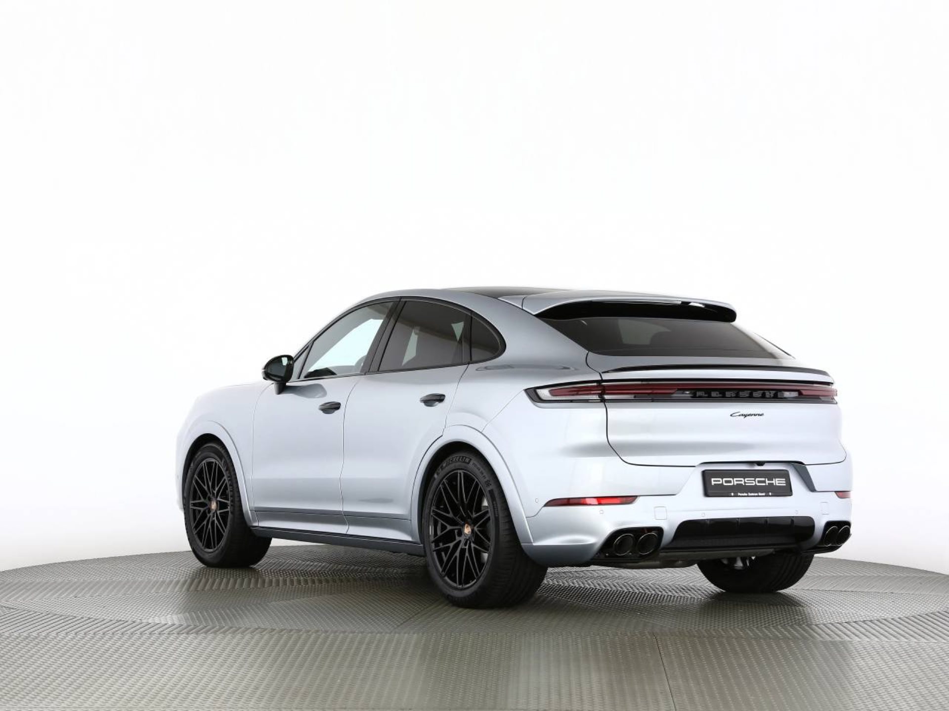 PORSCHE Cayenne Coupé Black Edition-image-16