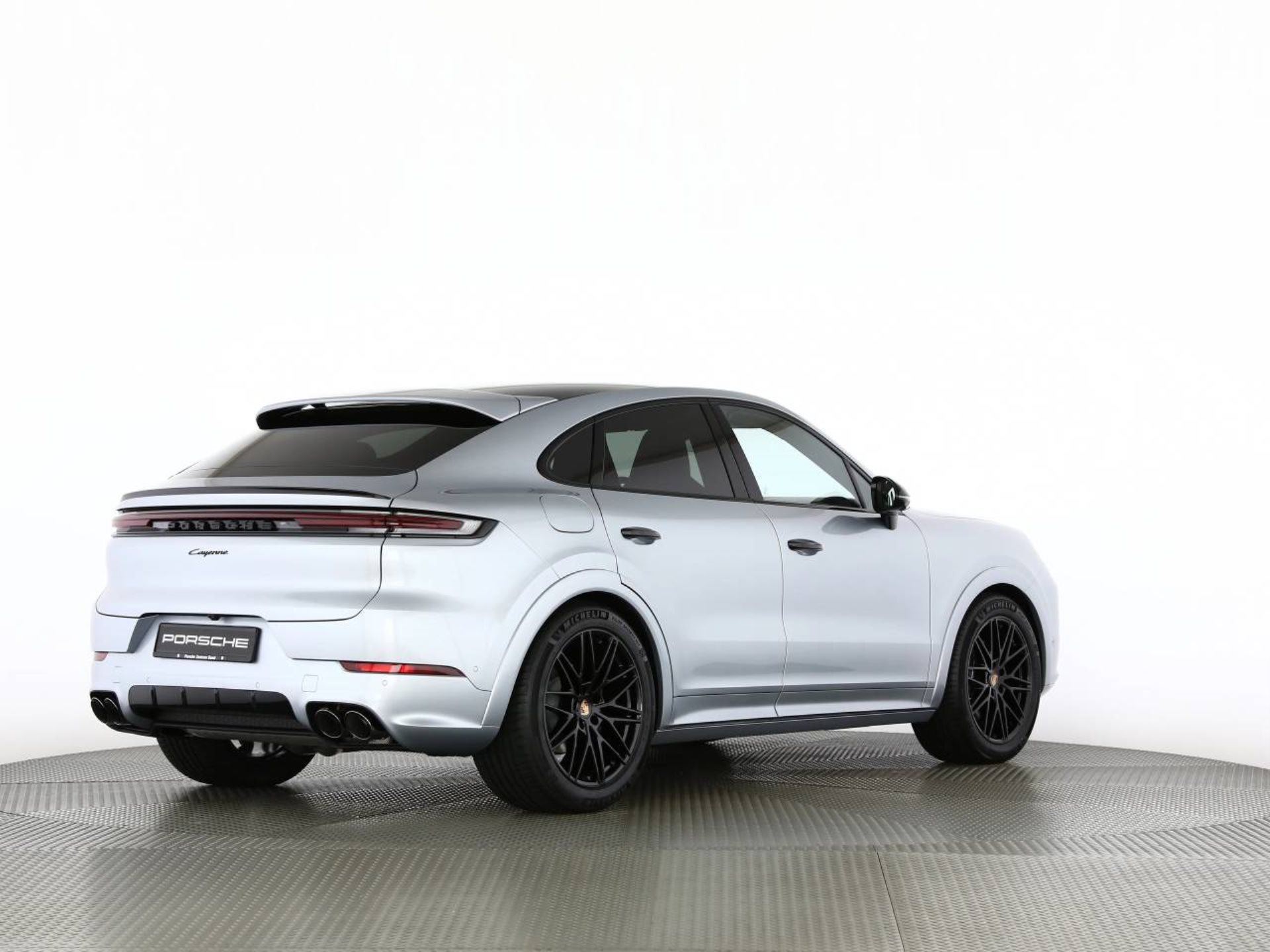 PORSCHE Cayenne Coupé Black Edition-image-20