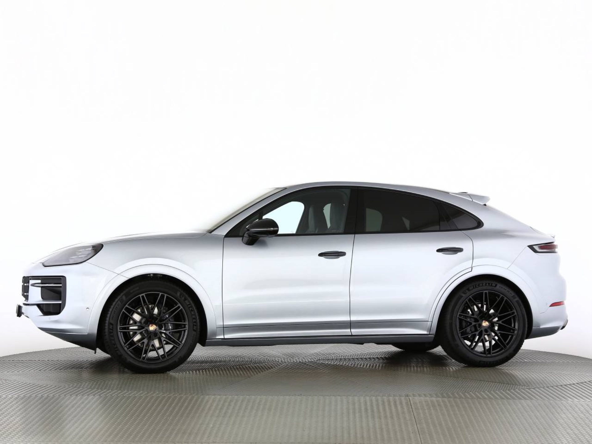 PORSCHE Cayenne Coupé Black Edition-image-11