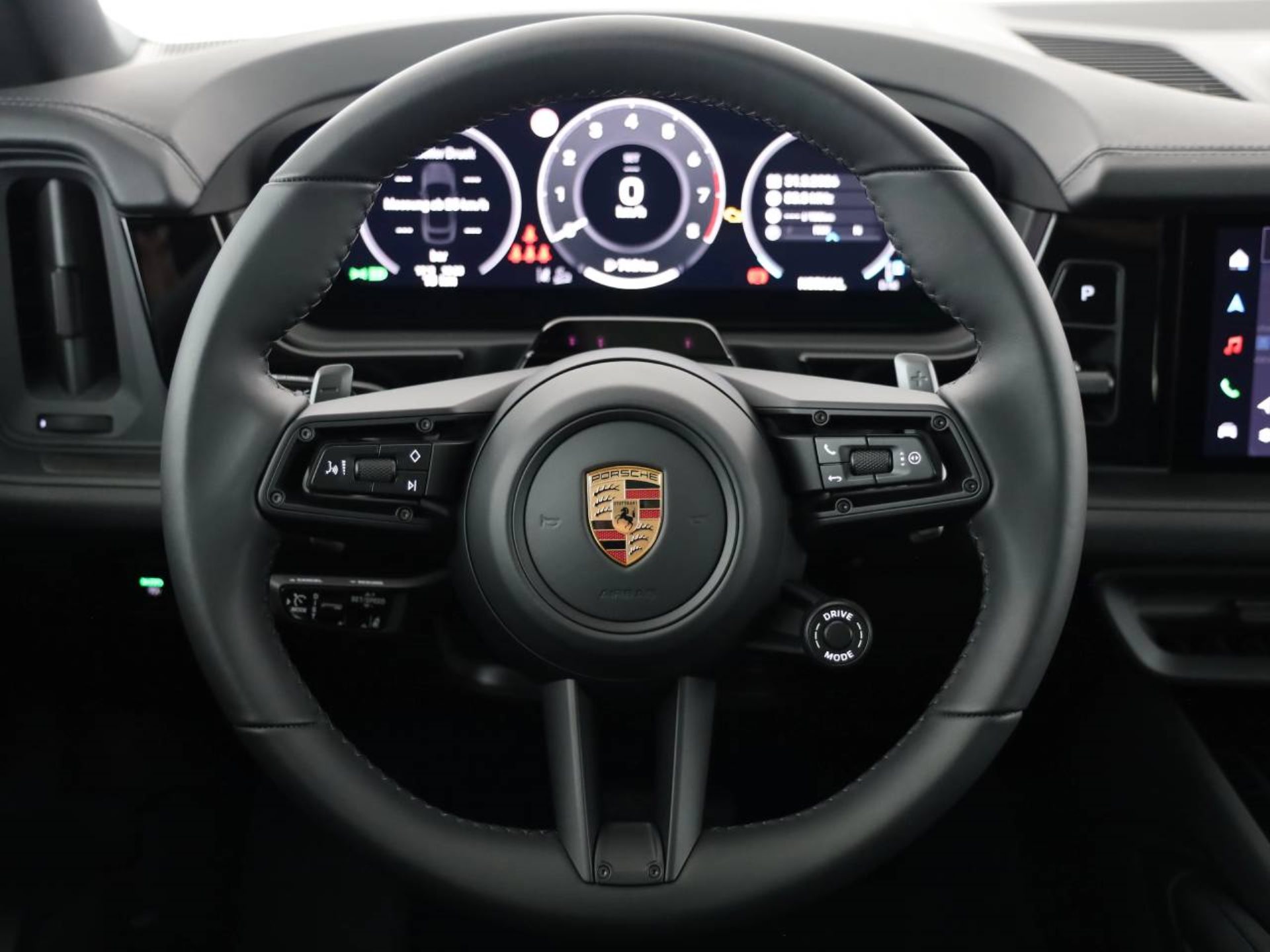 PORSCHE Cayenne Coupé Black Edition-image-31