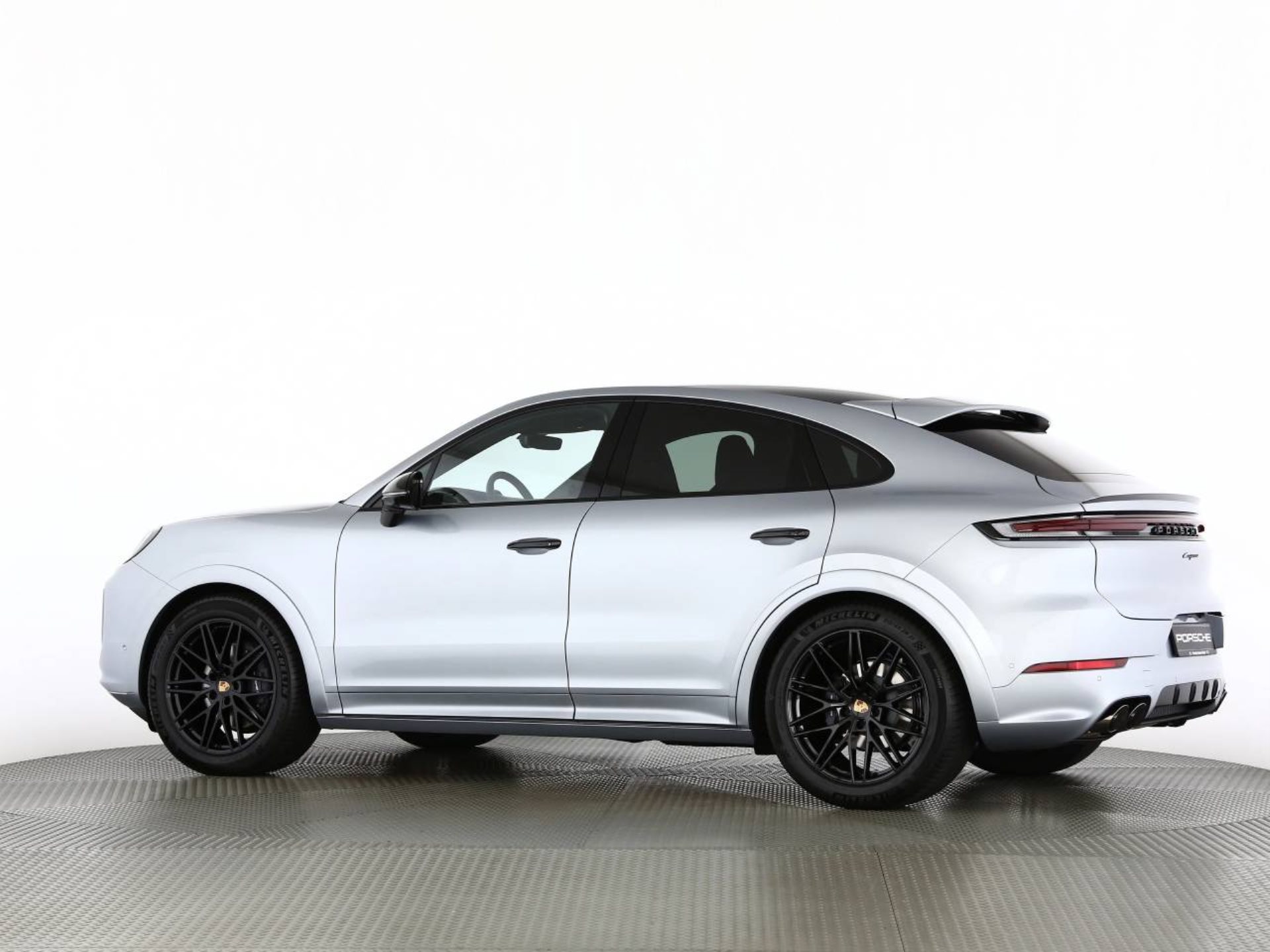 PORSCHE Cayenne Coupé Black Edition-image-14