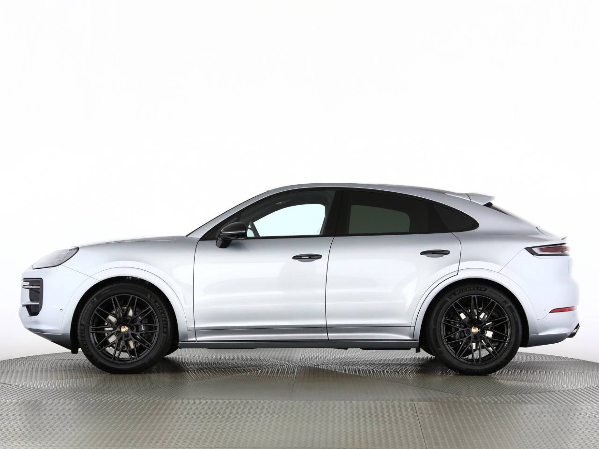 PORSCHE Cayenne Coupé Black Edition-image-12