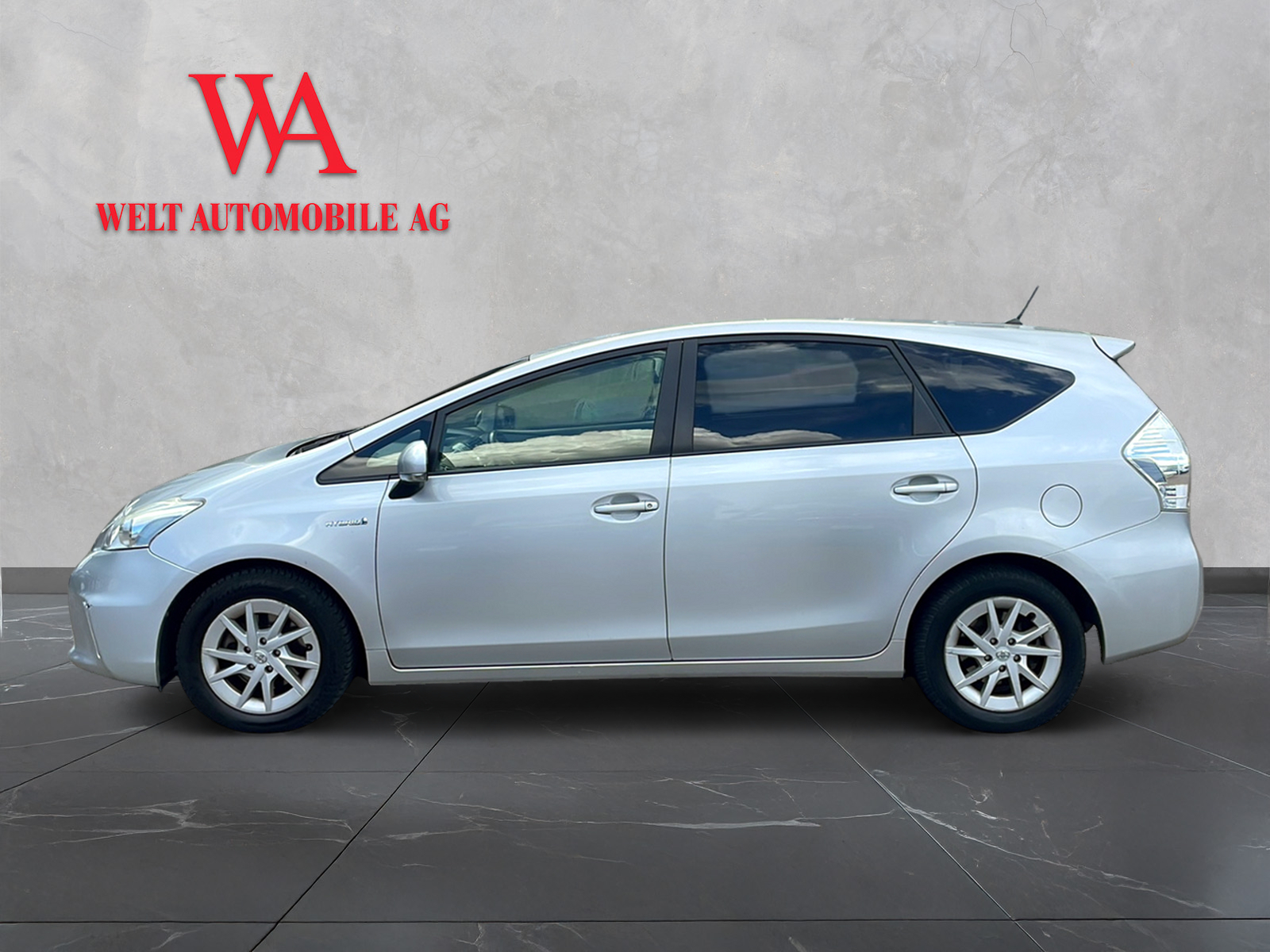 TOYOTA Prius+ 1.8 VVT-i HSD Sol-showroom-element-1