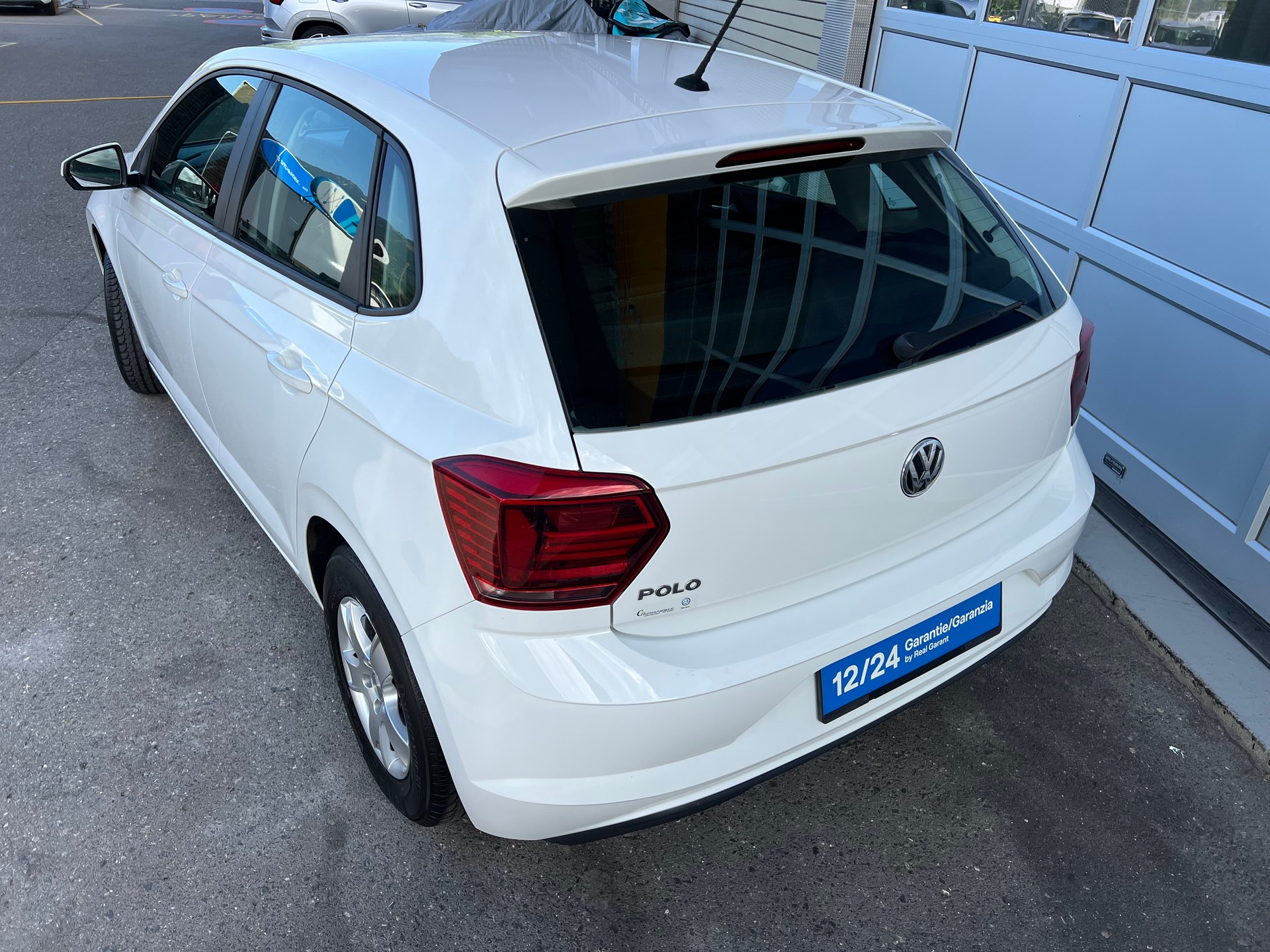 VW Polo 1.0 BMT Comfortline ** Klima * App Navi * Tempmat * 8fachbereift * frisch ab MFK * 1 Jahr Garantie möglich **-image-4
