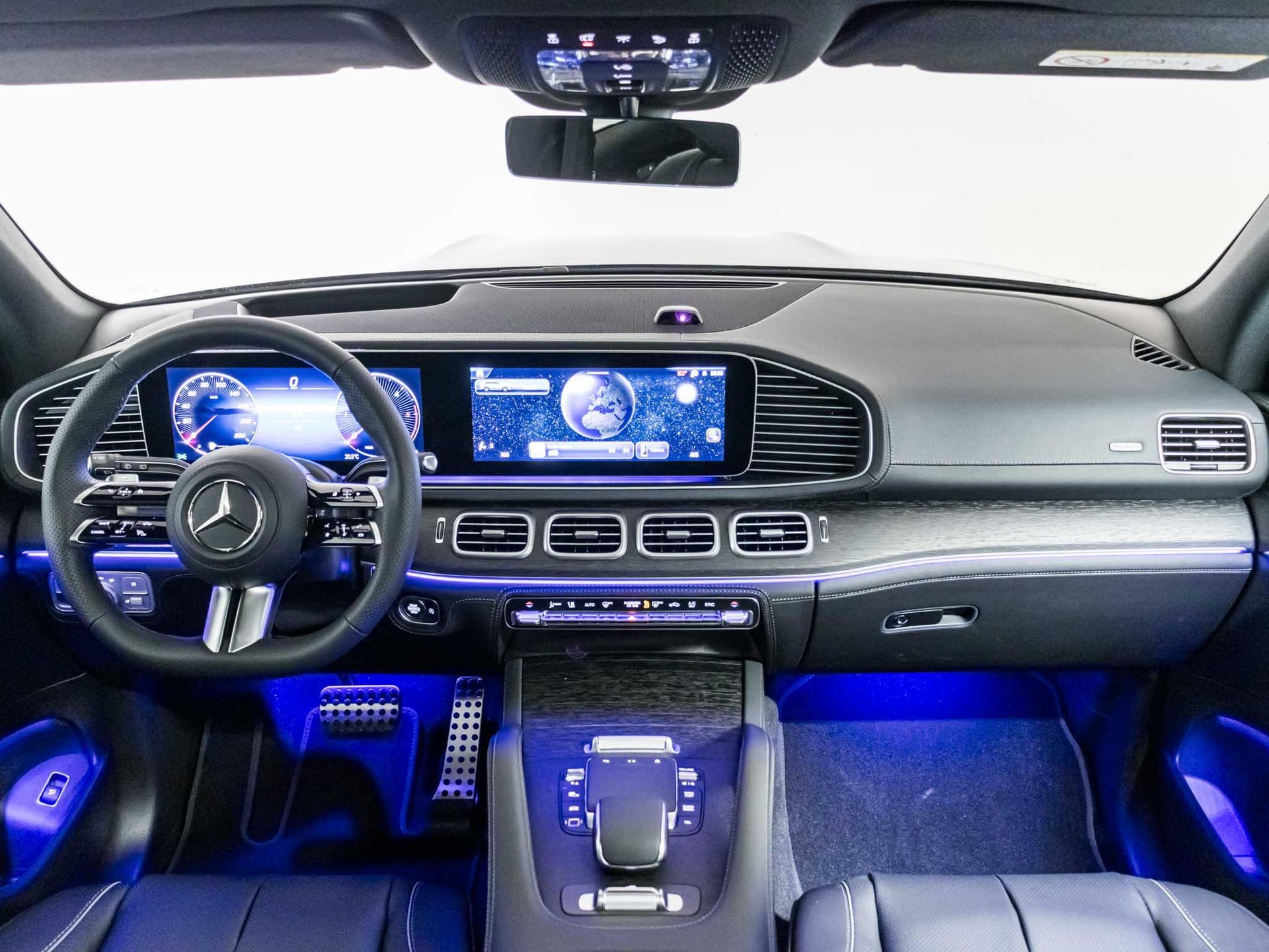 MERCEDES-BENZ GLS 450 d 4matic-image-10