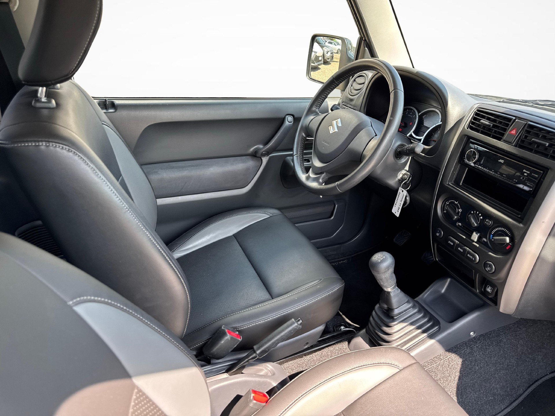 SUZUKI Jimny Wagon 1.3 4WD Sergio Cellano Top / ab 3,99% Leasing bei Abschluss einer Protect Autoversicherung-image-9