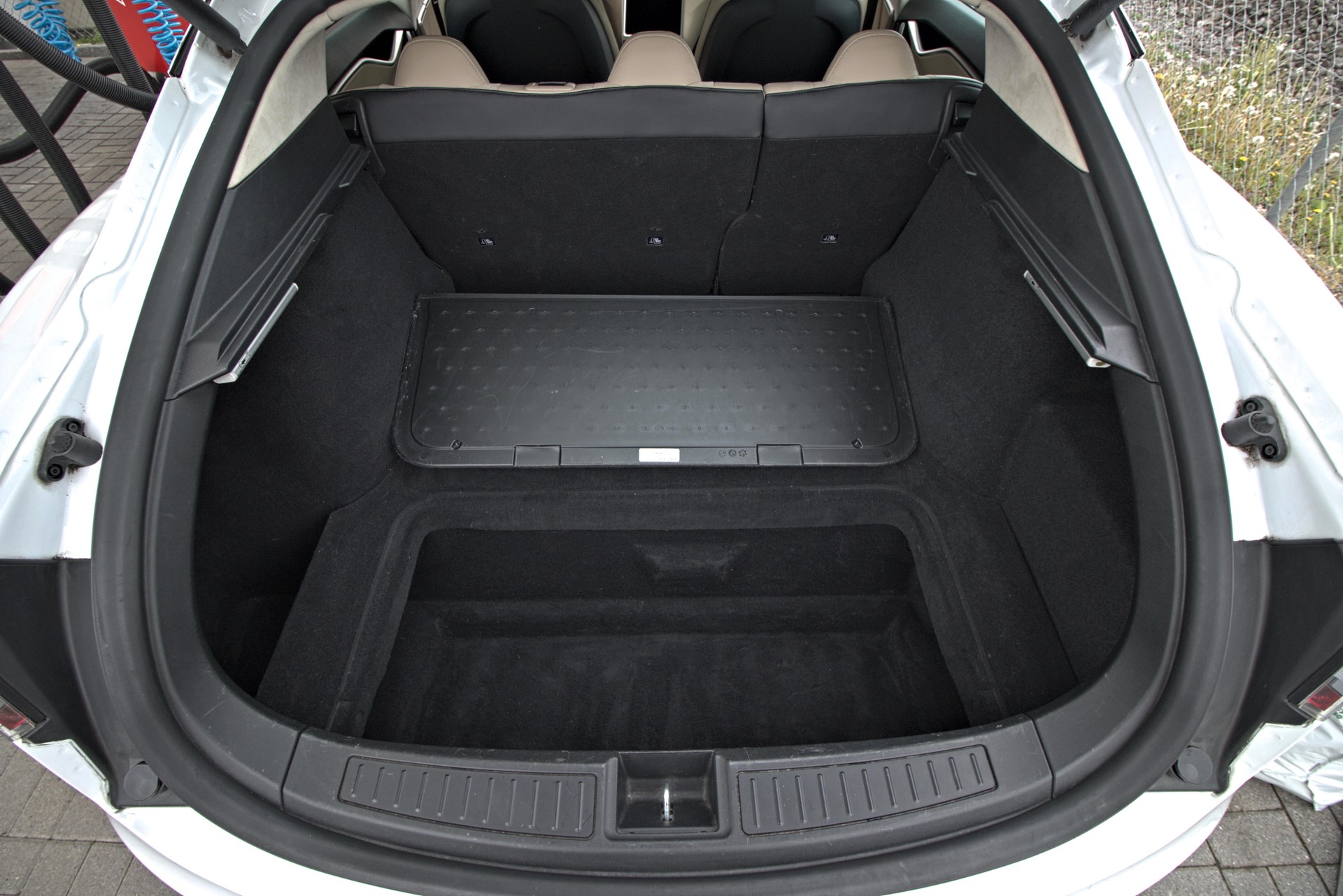 TESLA 85 Performance-image-11