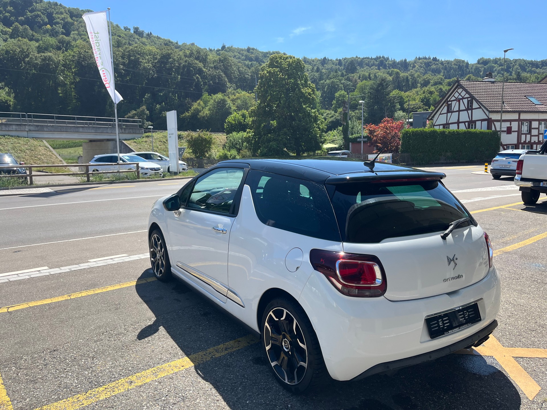 DS AUTOMOBILES DS3 1.6 THP Ultra Prestige-image-1