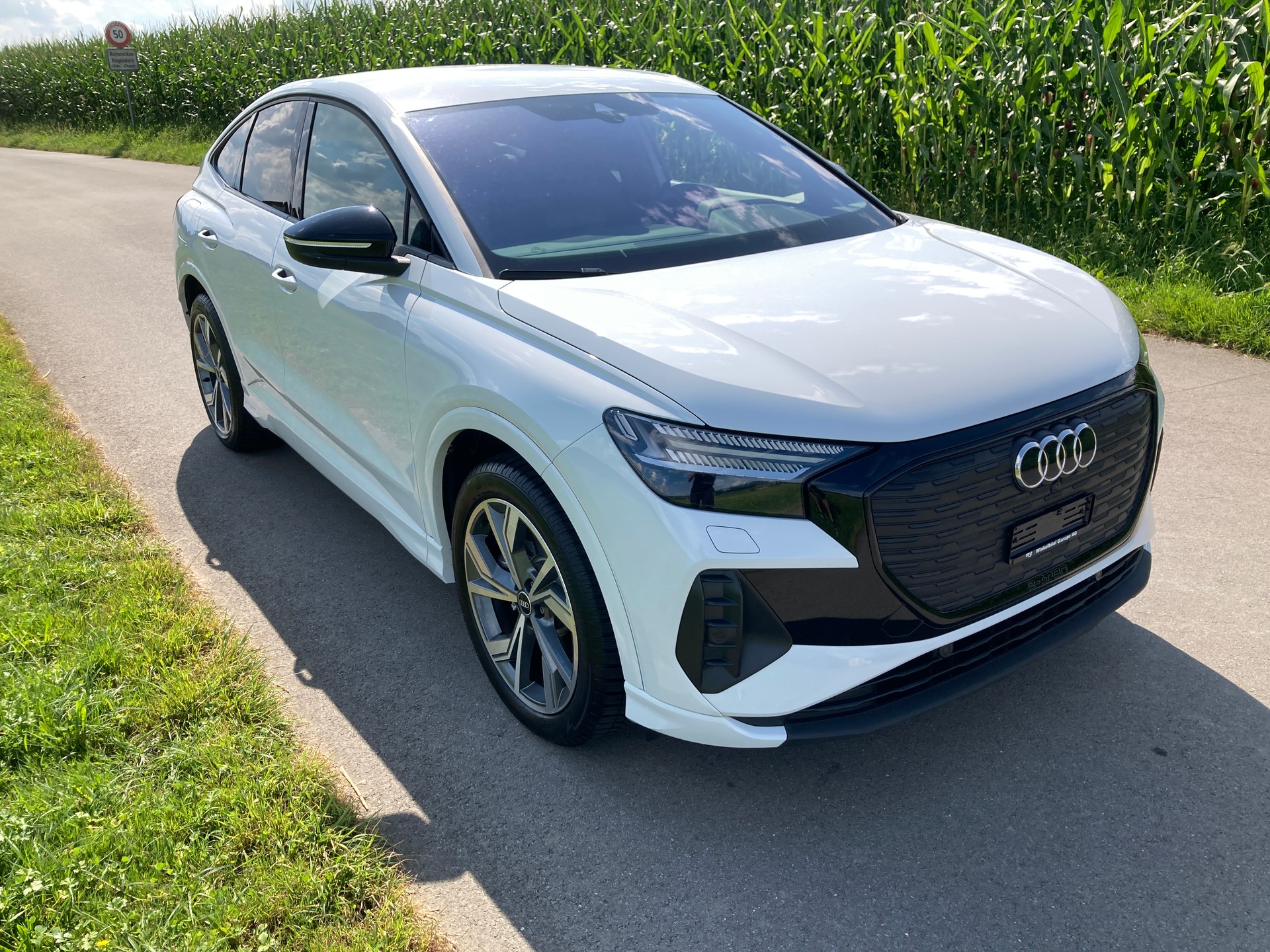 AUDI Q4 Sportback e-tron 35-image-1