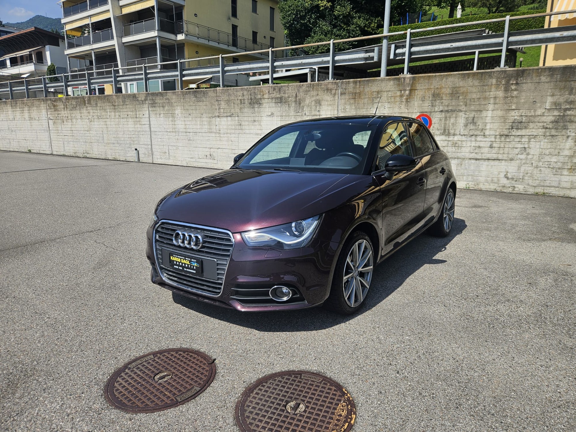 AUDI A1 Sportback 1.4 TFSI Attraction S-tronic-image-0