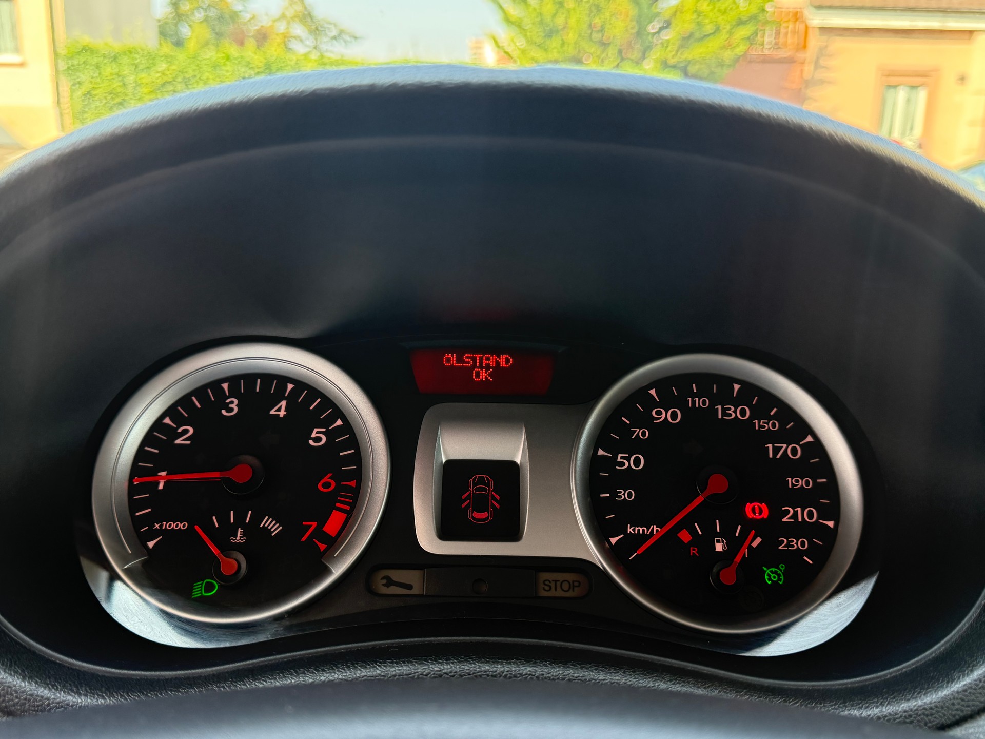 RENAULT Clio 1.2 16V Expression-image-7