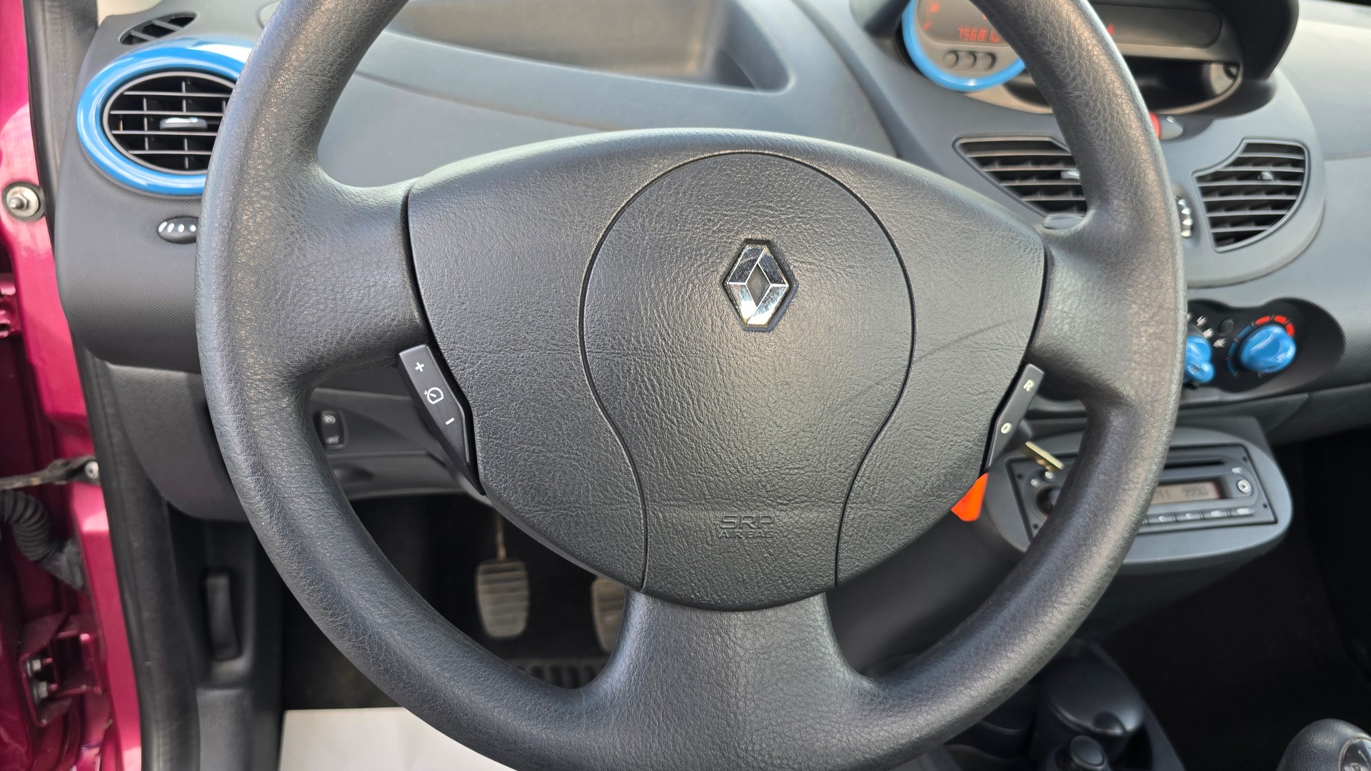 RENAULT Twingo 1.2 16V Liberty-image-26