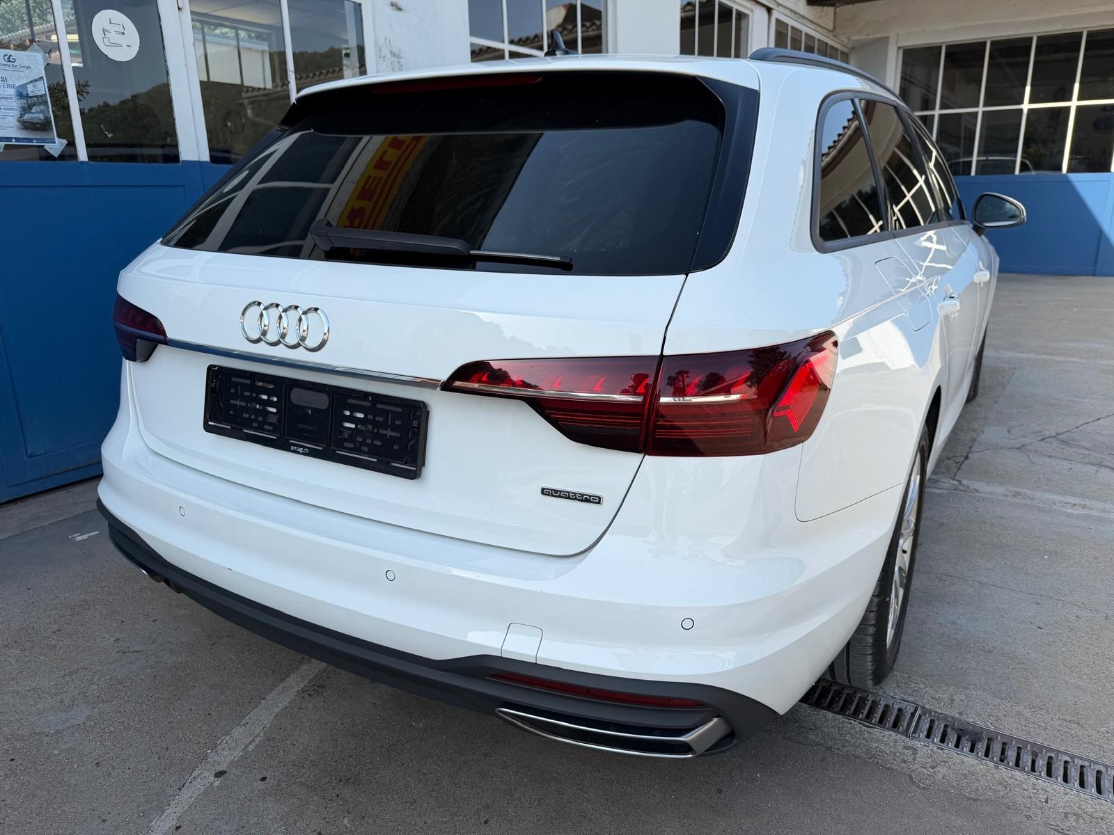 AUDI A4 Avant 40 TDI quattro S-tronic-image-4