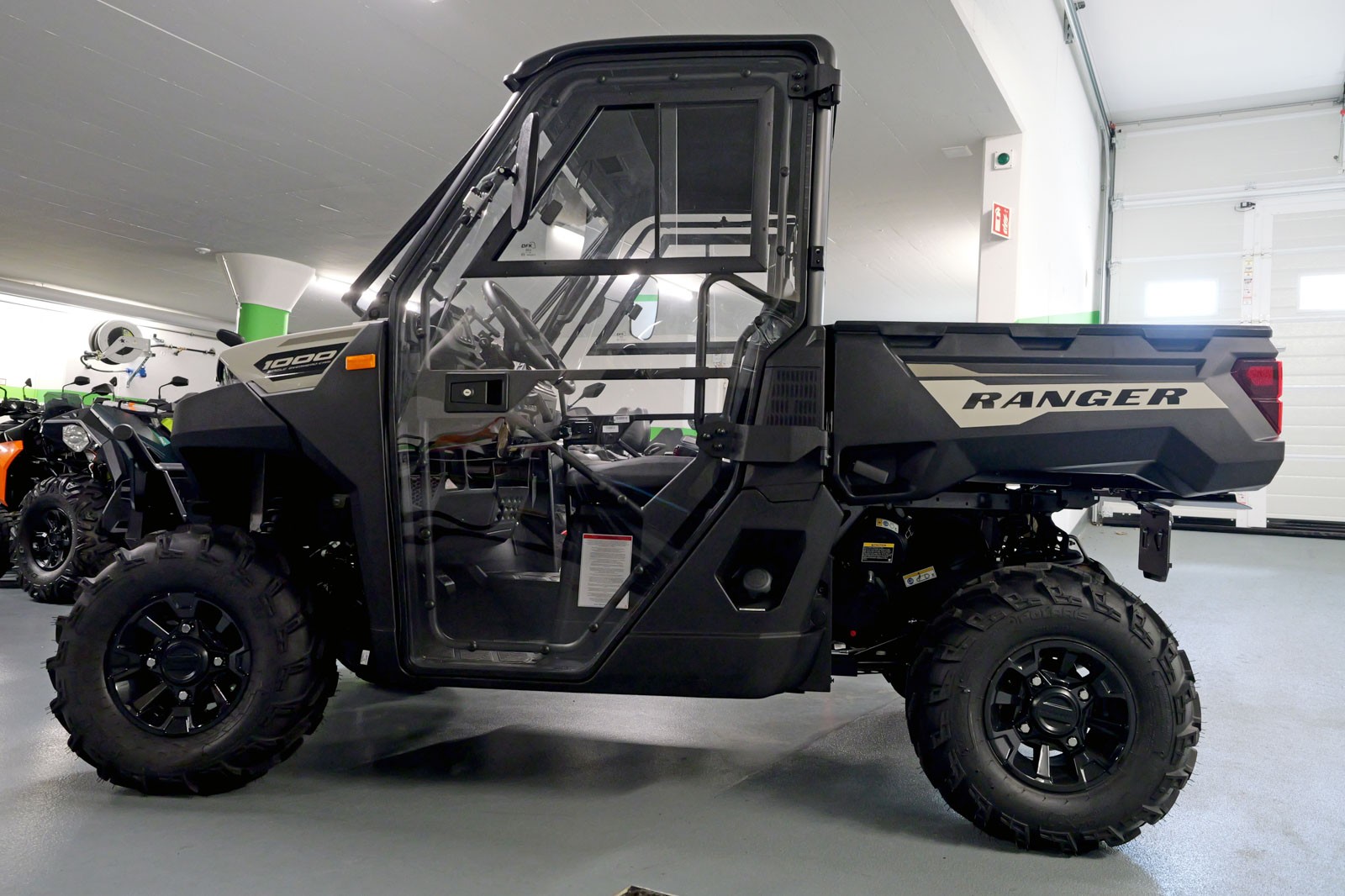 POLARIS Ranger 1000 SE Base-showroom-element-2