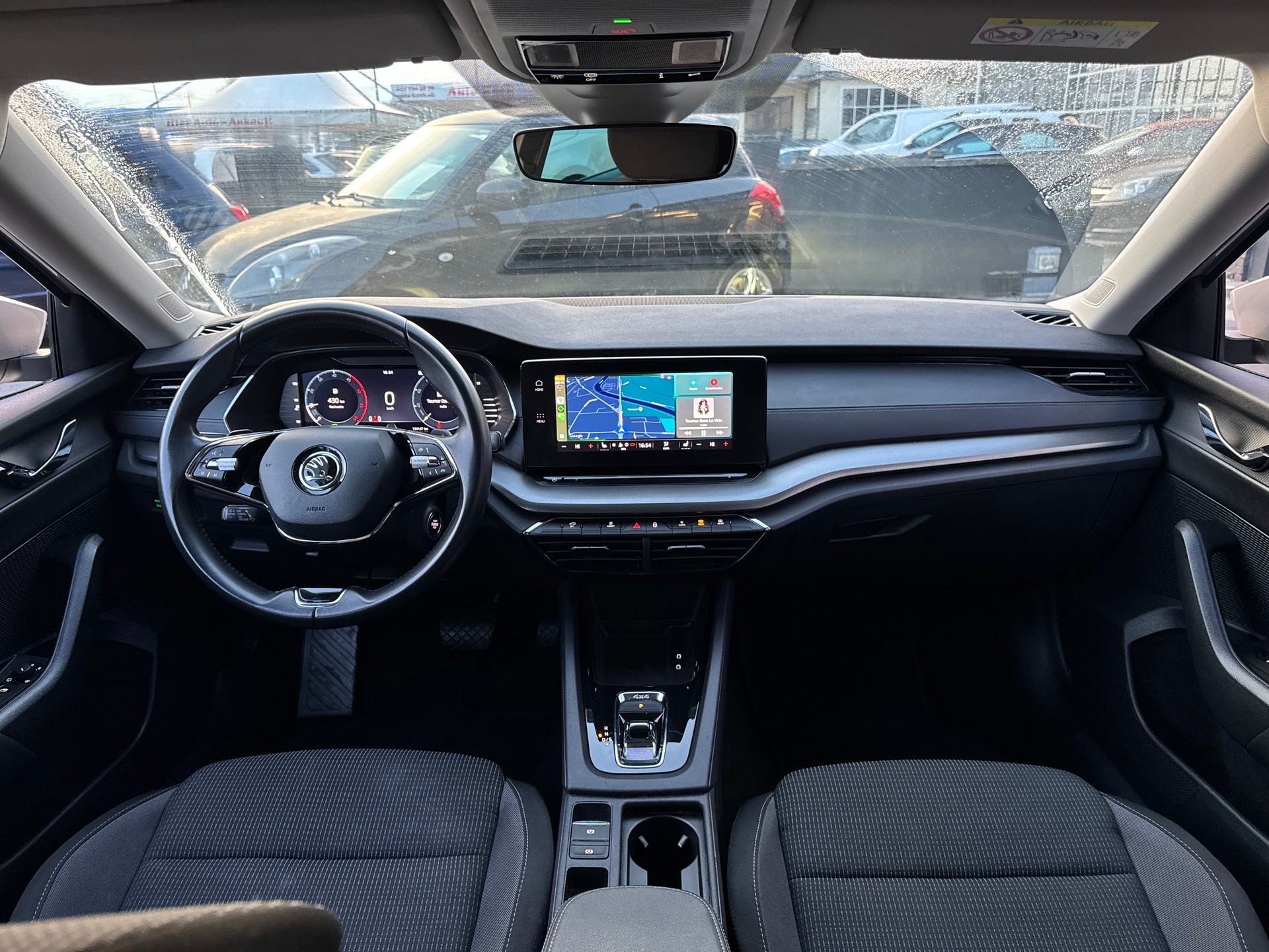 SKODA Octavia Combi 2.0 TDI DSG Ambition 4x4-image-16
