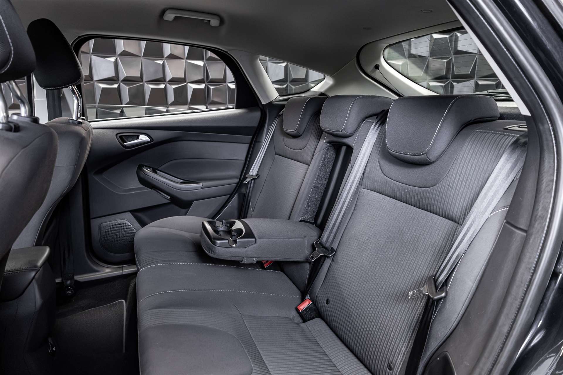 FORD Focus 1.6 SCTi Titanium-image-19