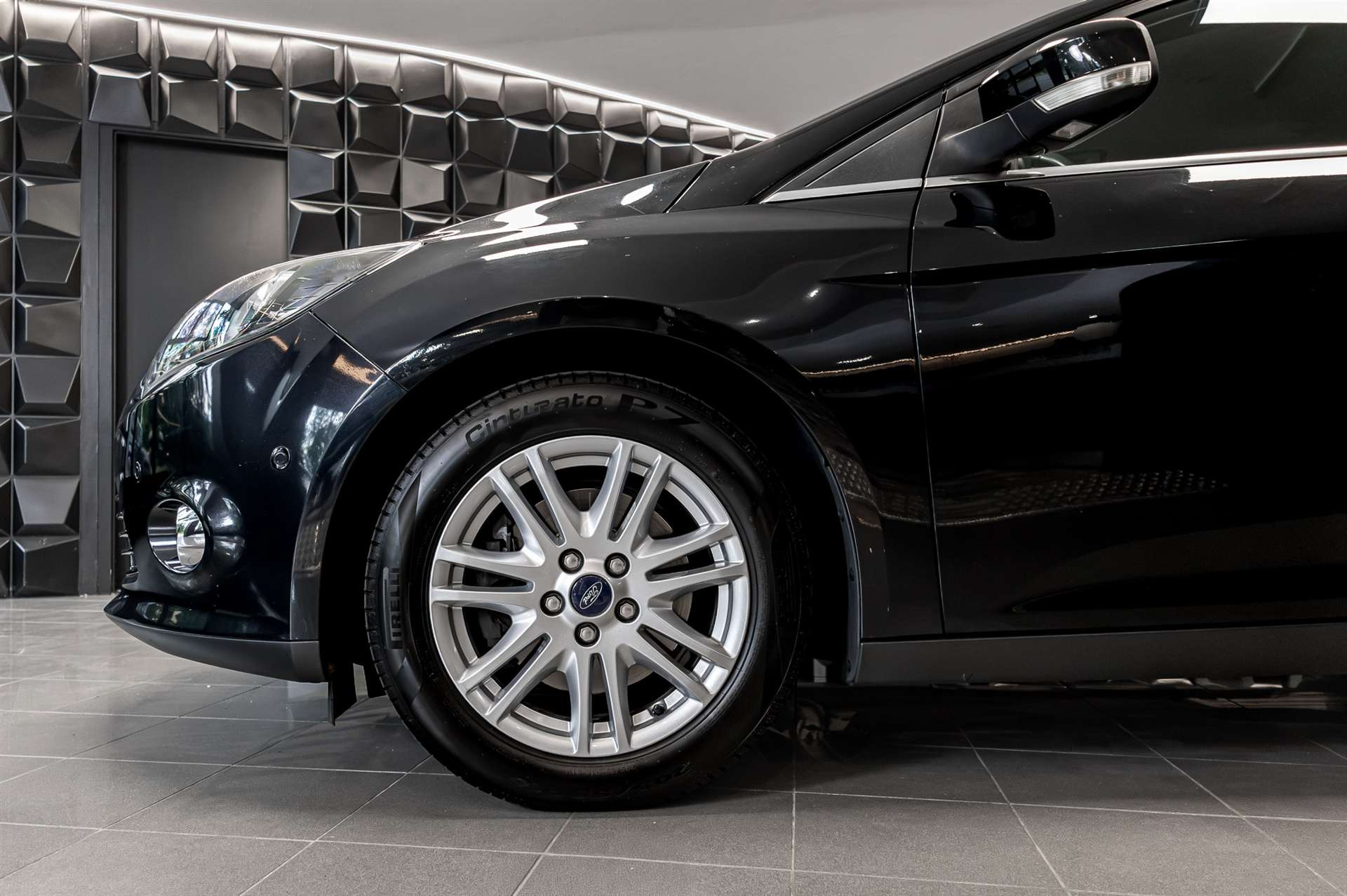 FORD Focus 1.6 SCTi Titanium-image-23