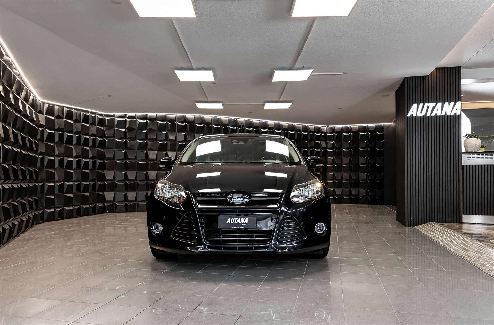 FORD Focus 1.6 SCTi Titanium-image-3