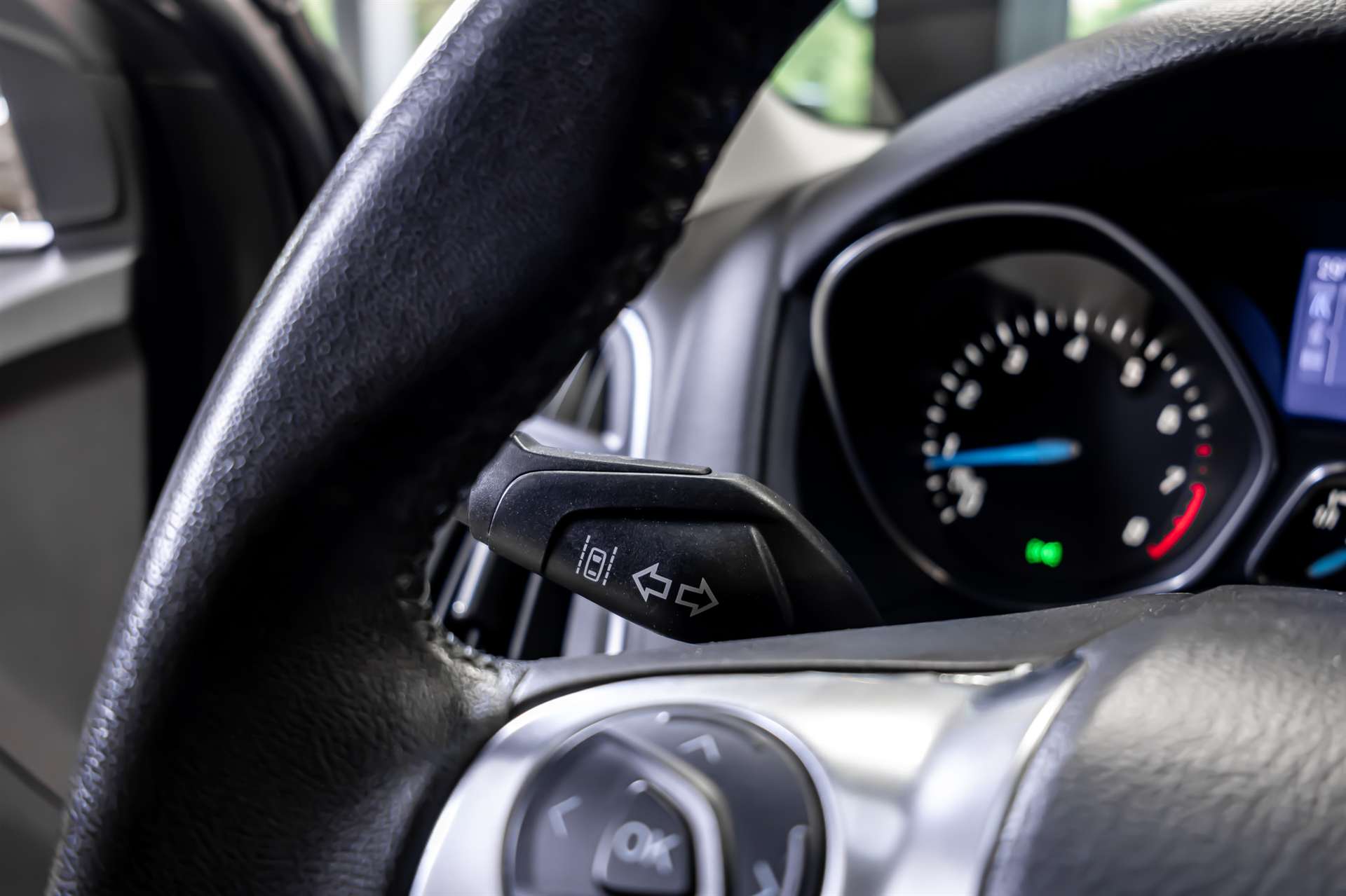 FORD Focus 1.6 SCTi Titanium-image-8