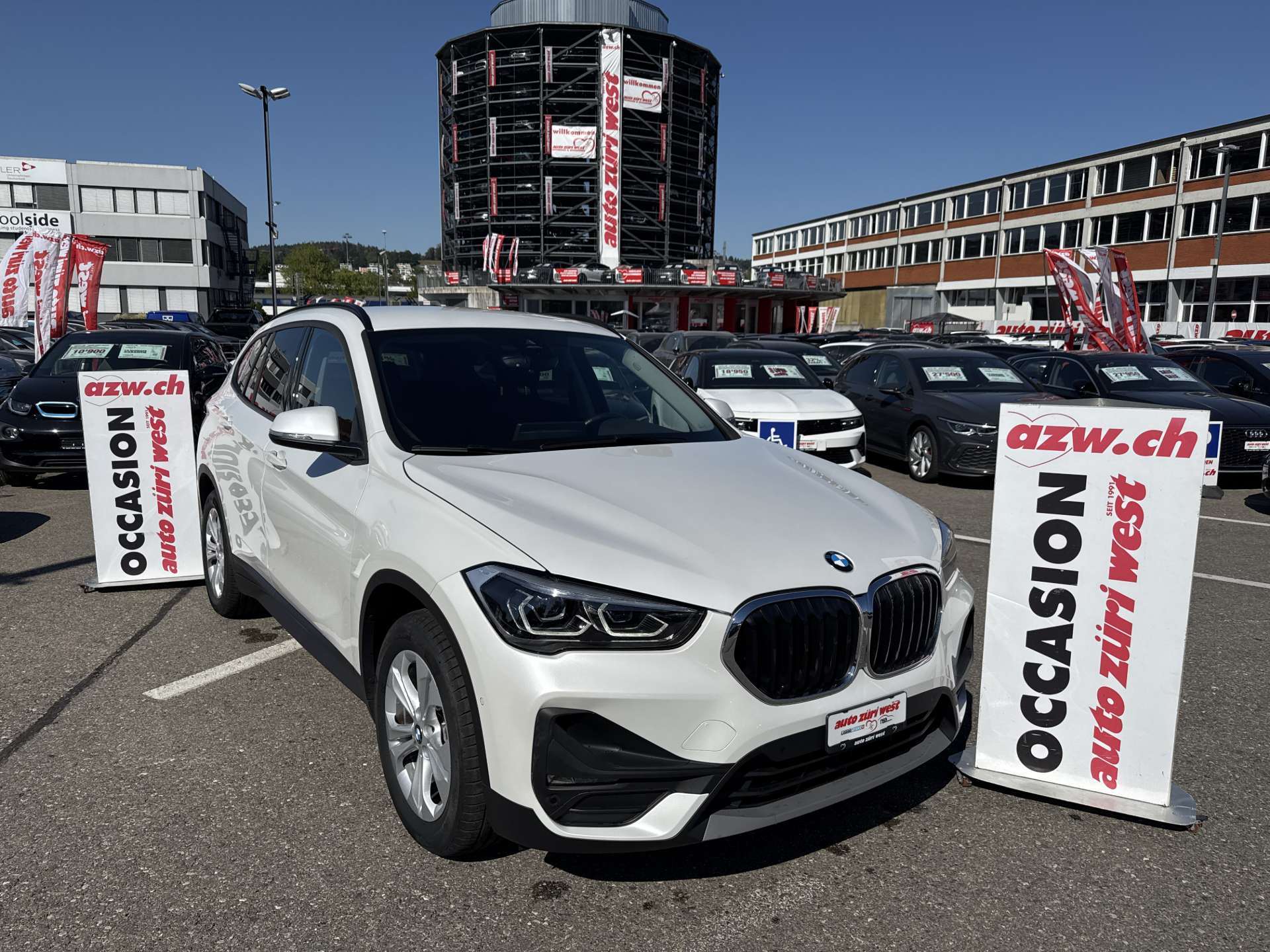 BMW X1 xDrive 25e 220PS Steptronic-Automat-image-0