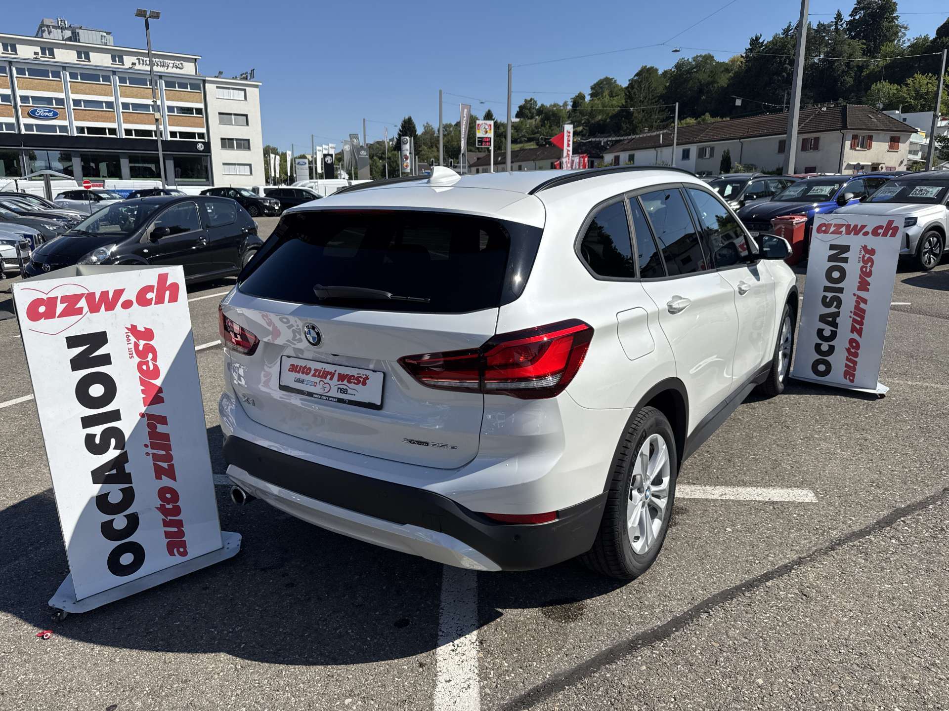 BMW X1 xDrive 25e 220PS Steptronic-Automat-image-2