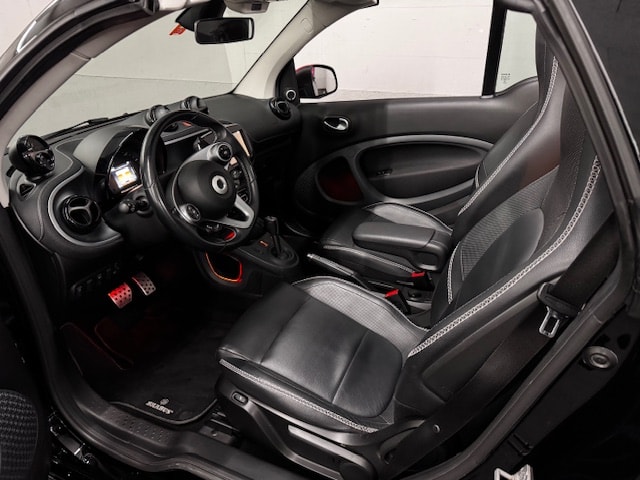SMART fortwo Brabus Cabrio 109 Xclusive twinmatic-image-12