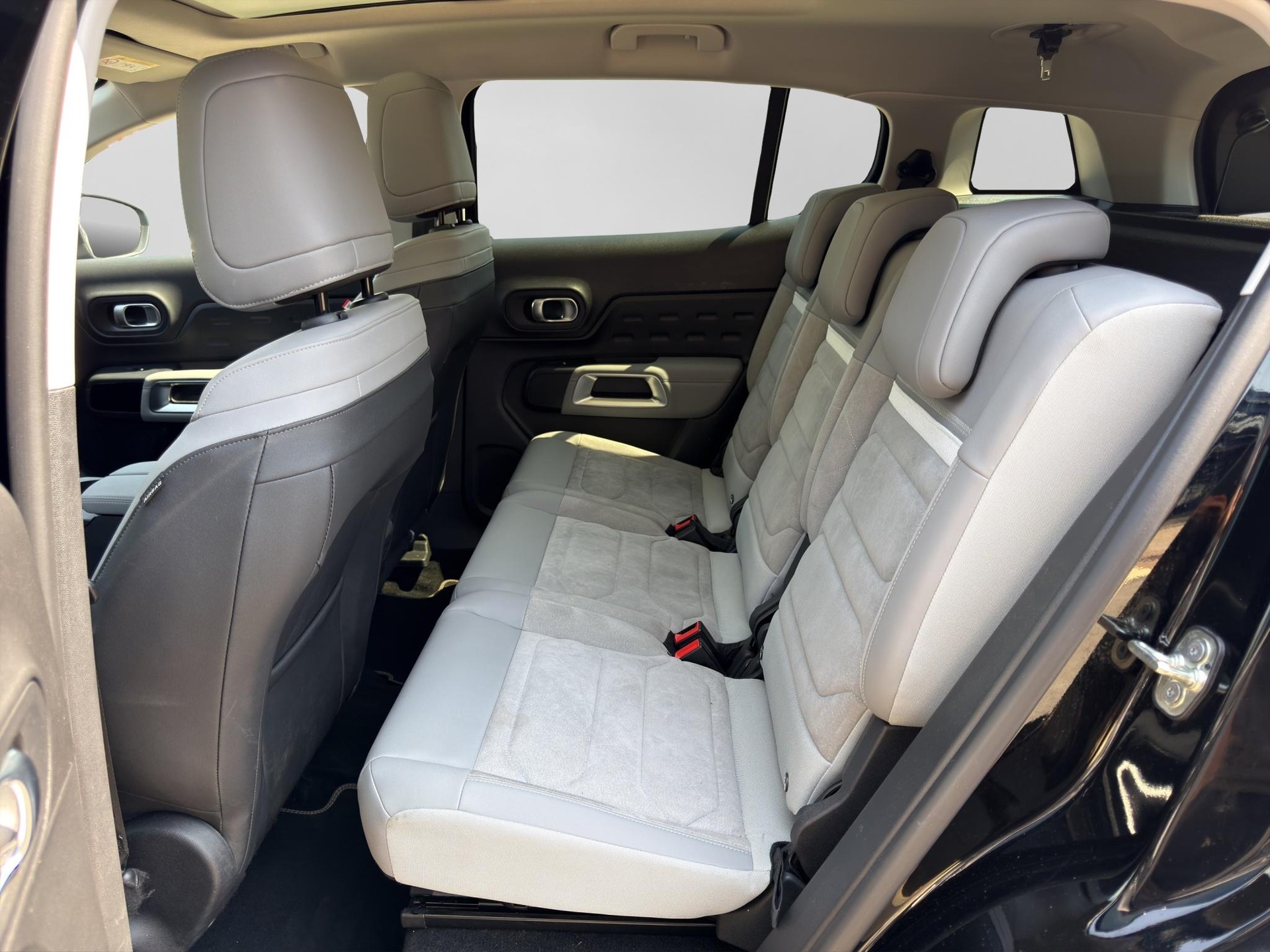 CITROEN C5 Aircross 1.2 Hybrid e-Series-image-6