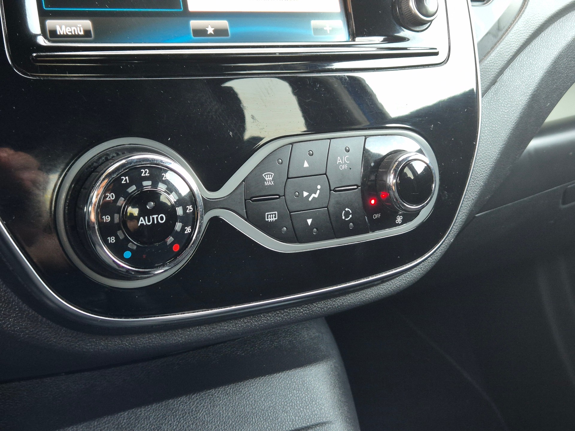 RENAULT Captur 1.3 T 16V S-Edition EDC-image-17