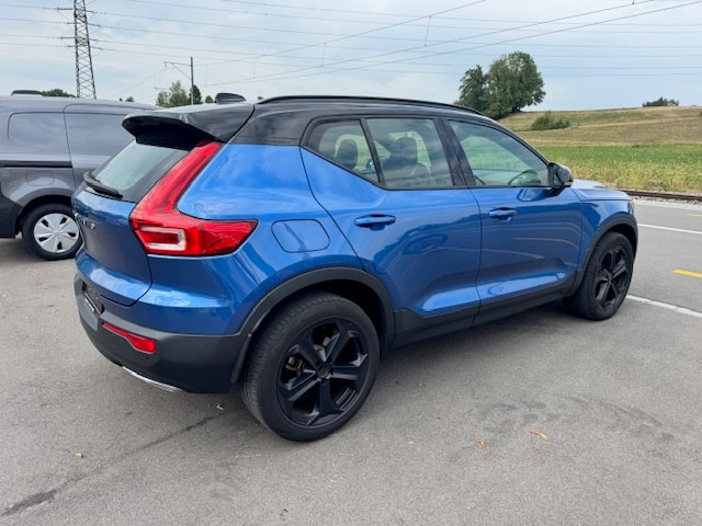 VOLVO XC40 T4 R-Design Geartronic-image-3
