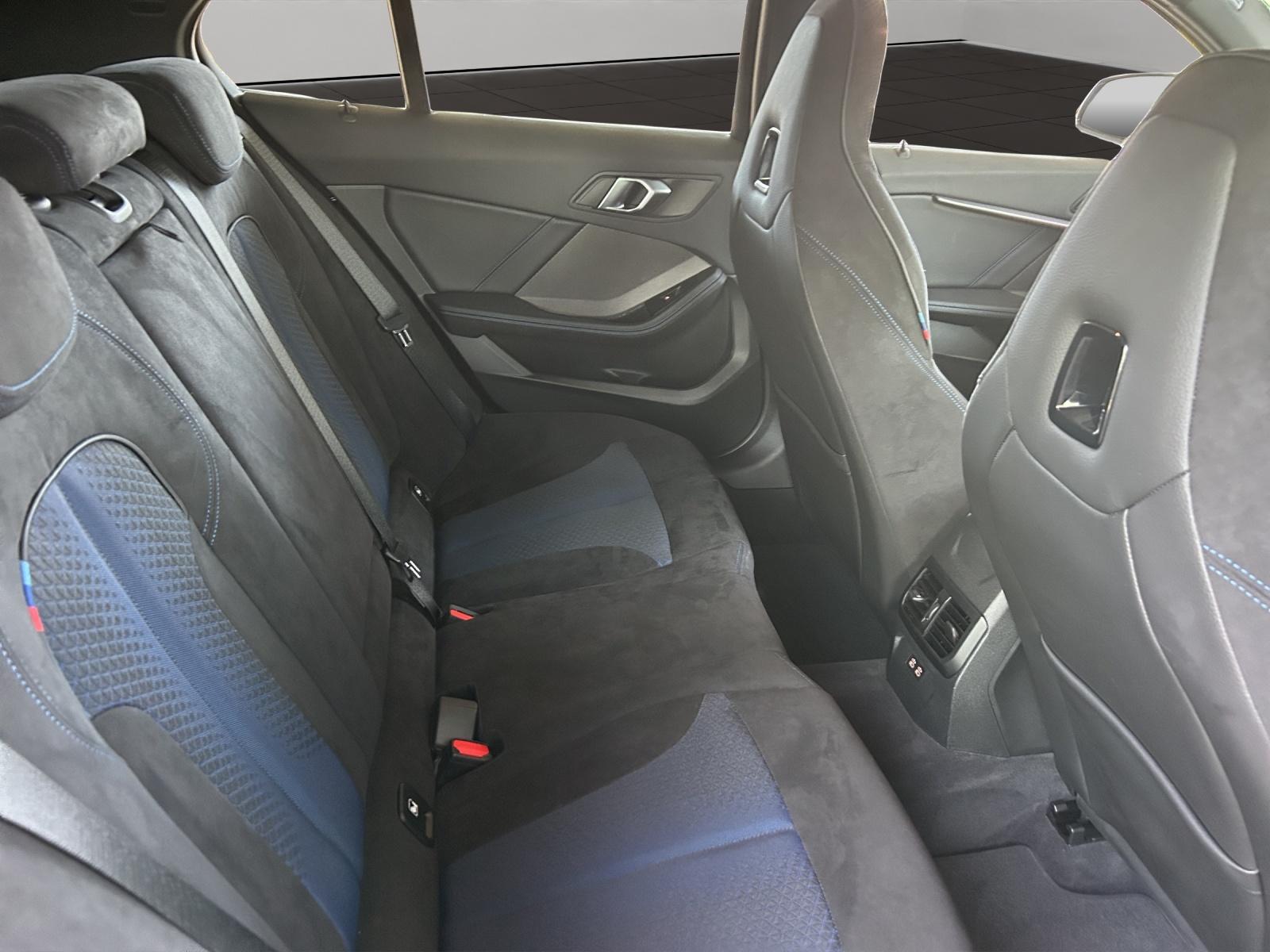 BMW M135i xDrive-image-21
