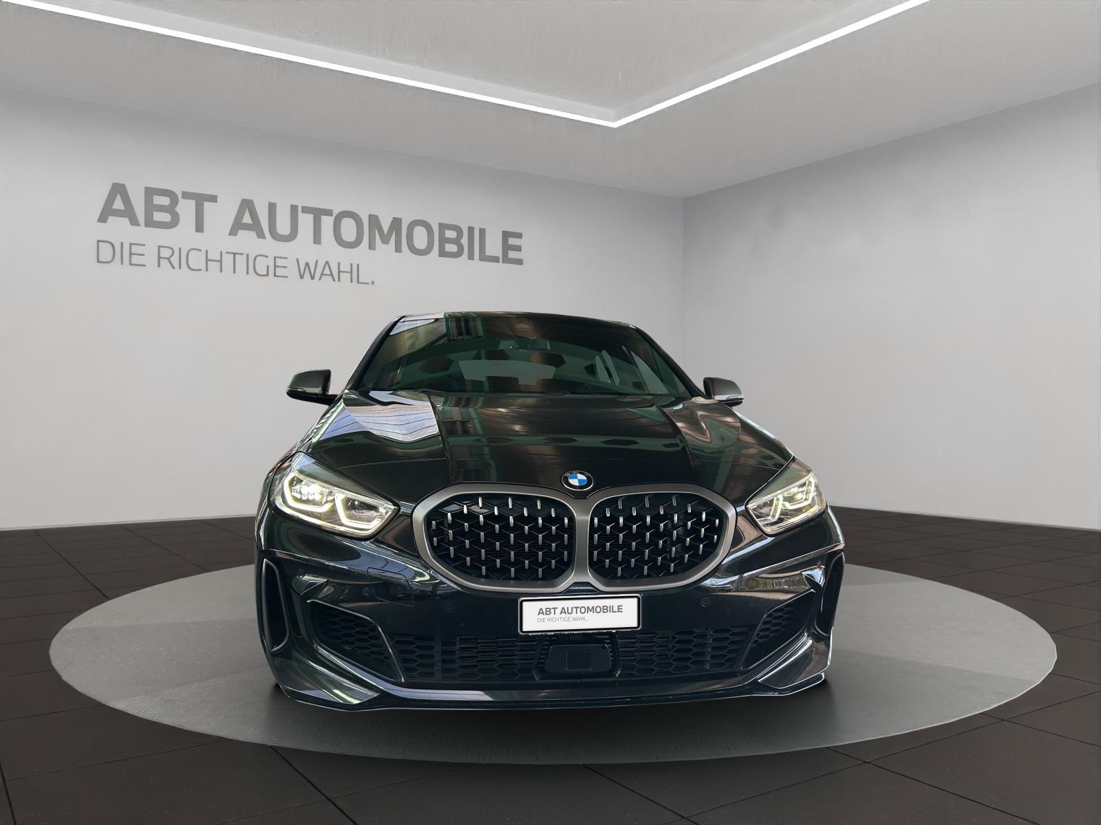 BMW M135i xDrive-showroom-element-1