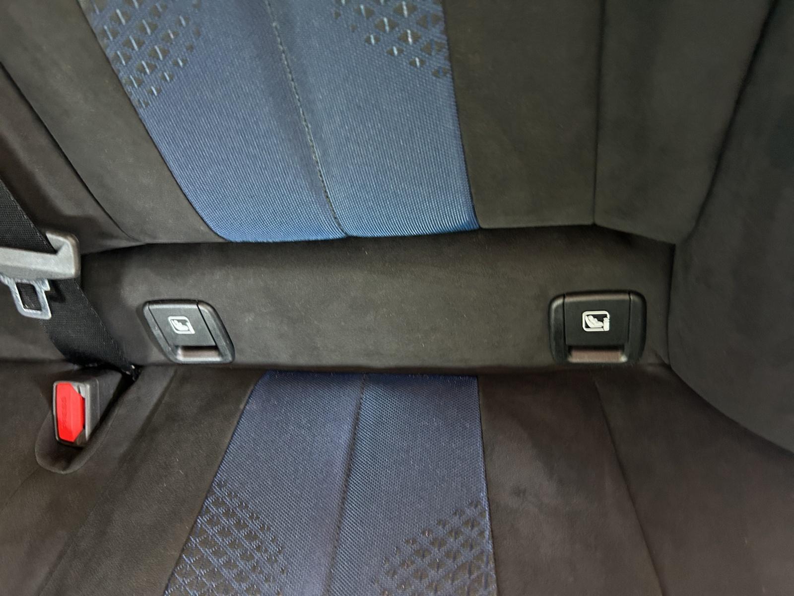 BMW M135i xDrive-image-26