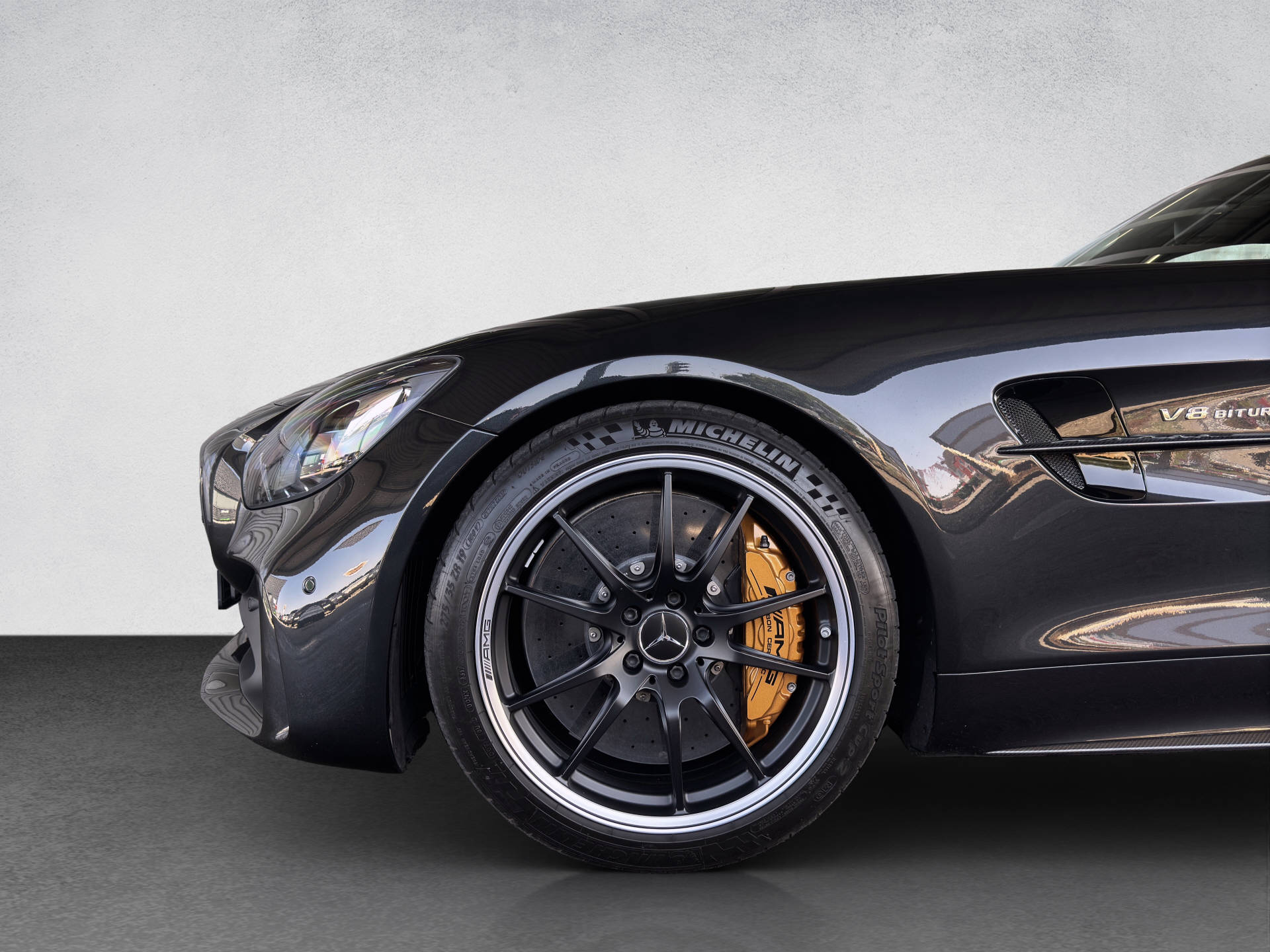 MERCEDES-BENZ AMG GT R Coupé-image-13
