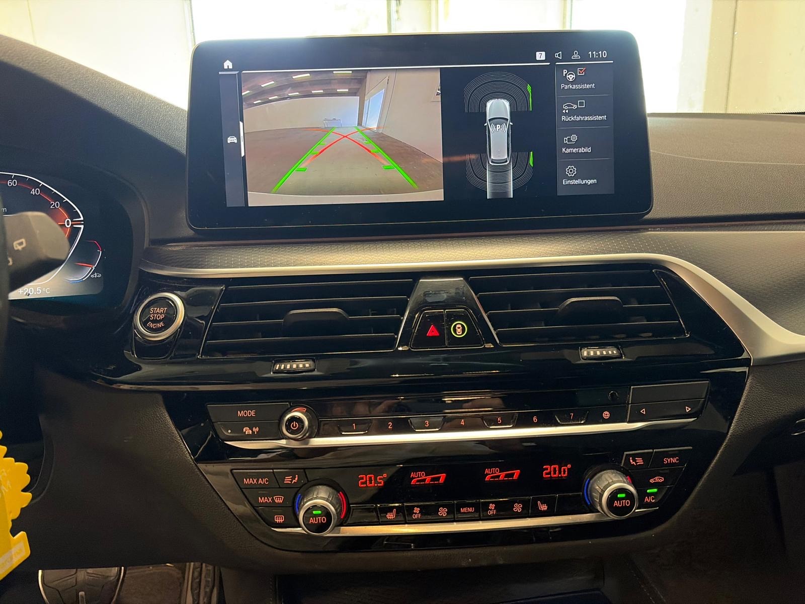 BMW 530d xDrive 48V Touring M Sport Steptronic-image-8