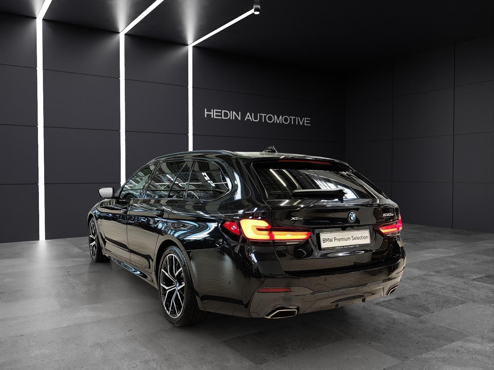 BMW 530e xDrive Touring M Sport Pure Harman/Kardon Surround Sound-image-3