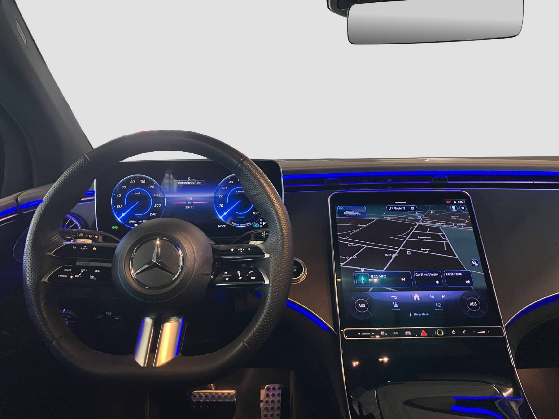 MERCEDES-BENZ EQE 350 SUV Excellence AMG Line-image-7